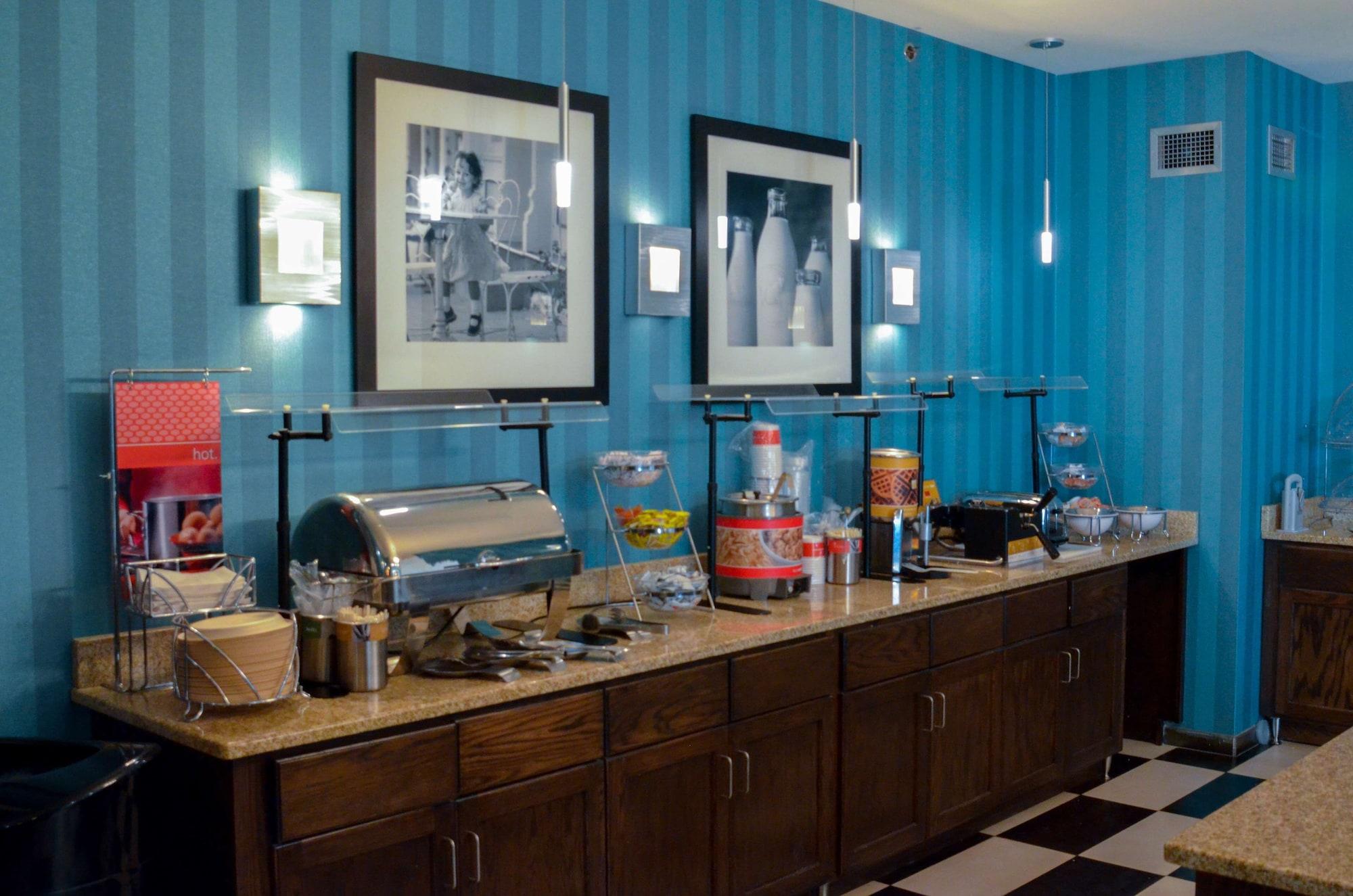 Restaurant Hampton Inn Perry