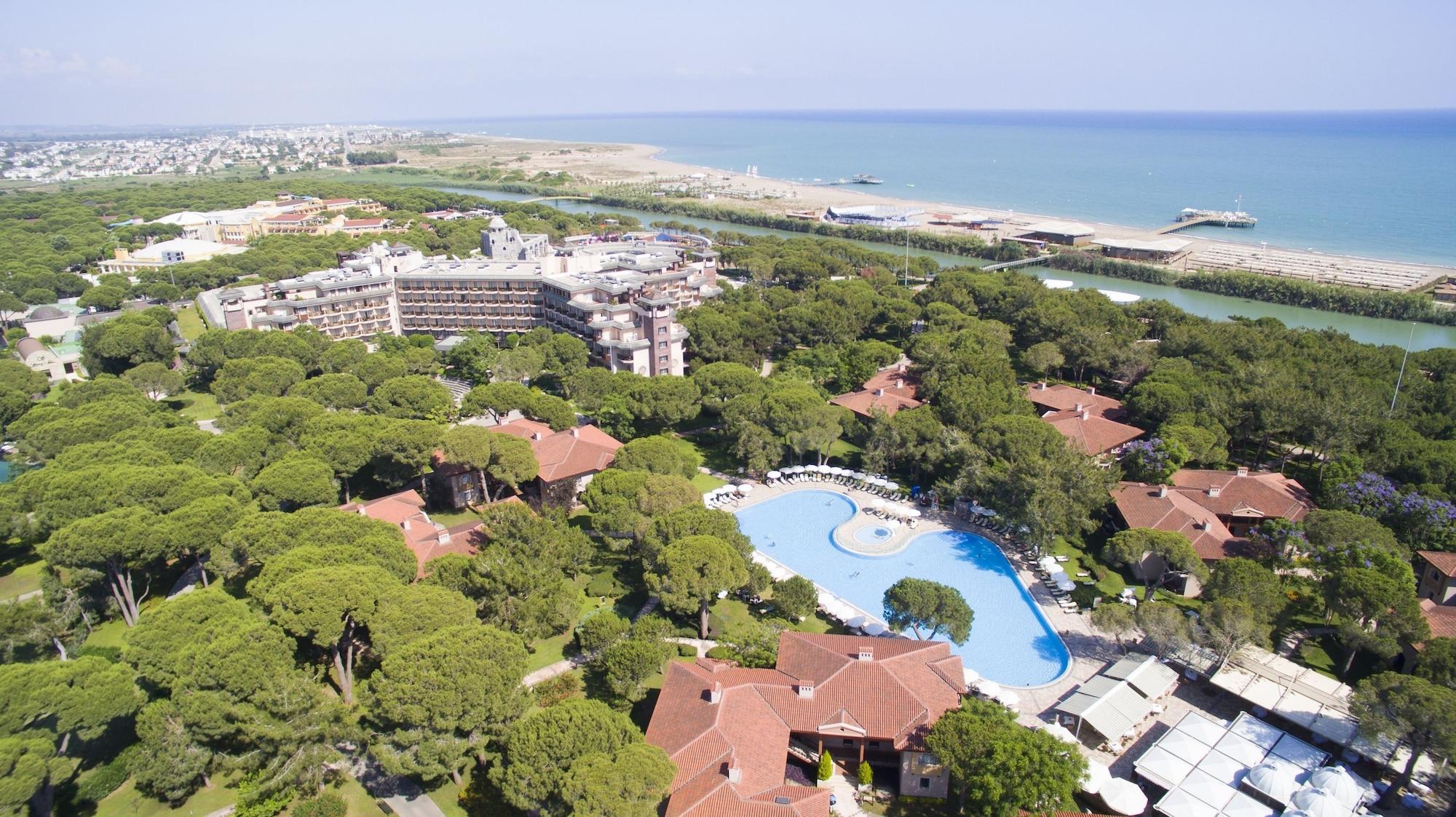 Vista Exterior Xanadu Resort Hotel - High Class