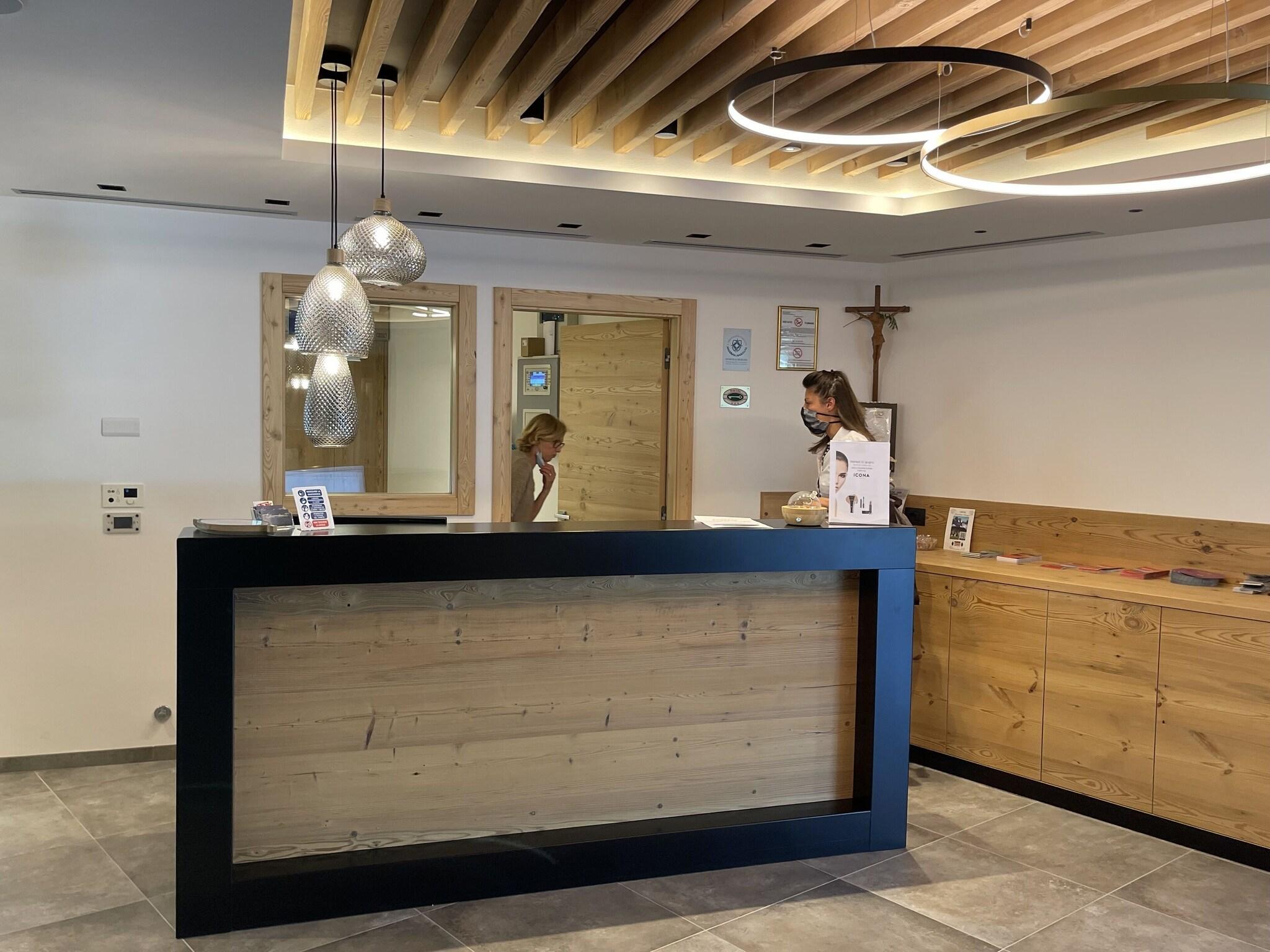 Vista Lobby Hotel Miravalle