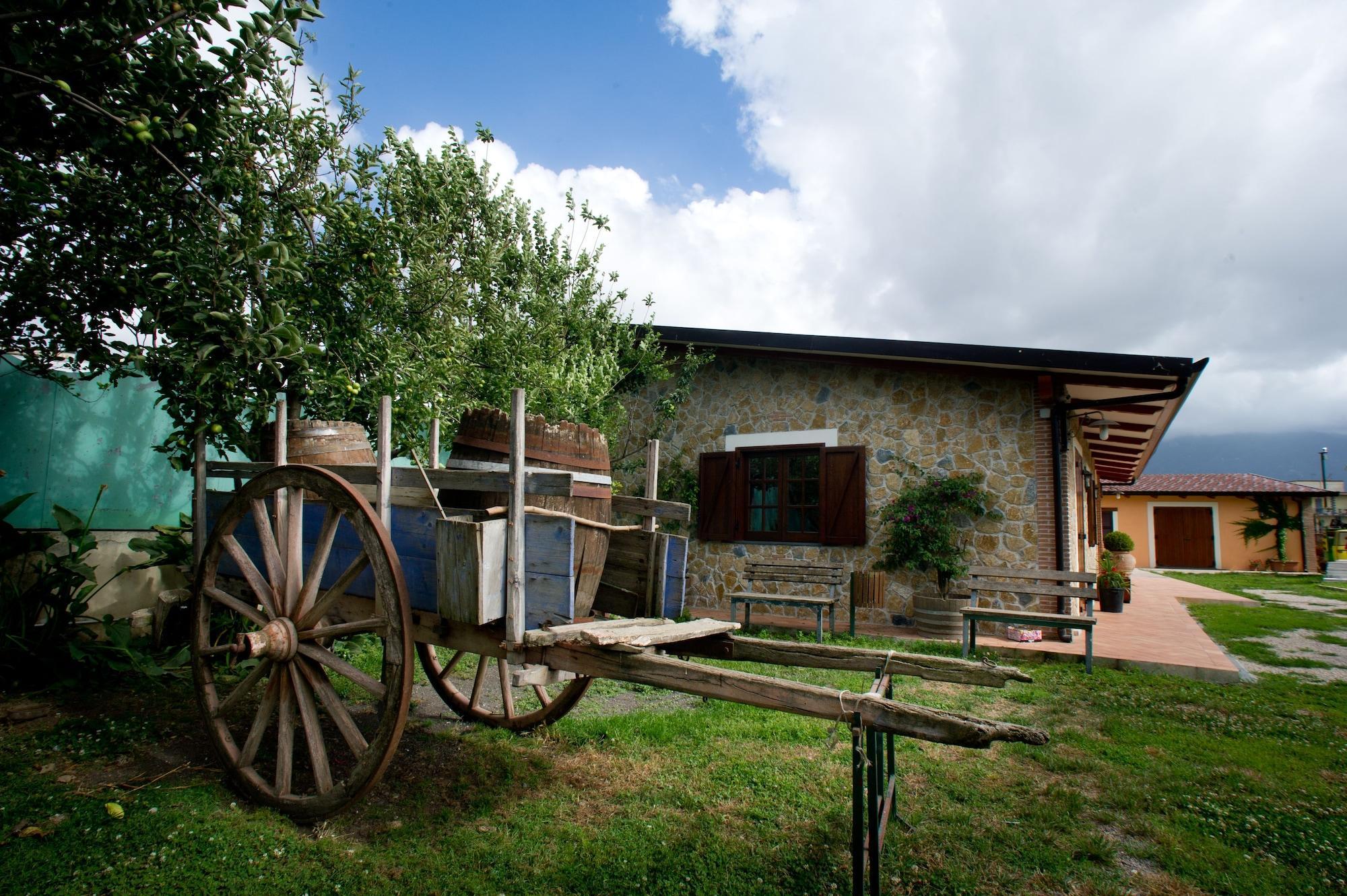 Vista Exterior Agriturismo Vivinatura