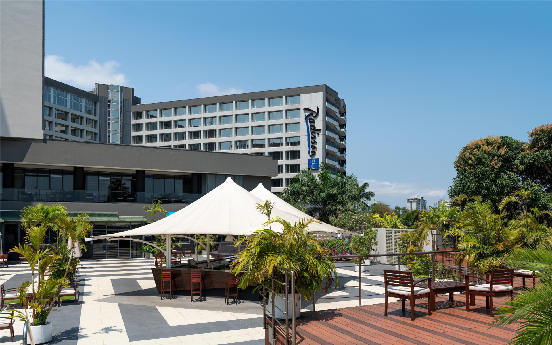 Vista Exterior Park Inn by Radisson Libreville