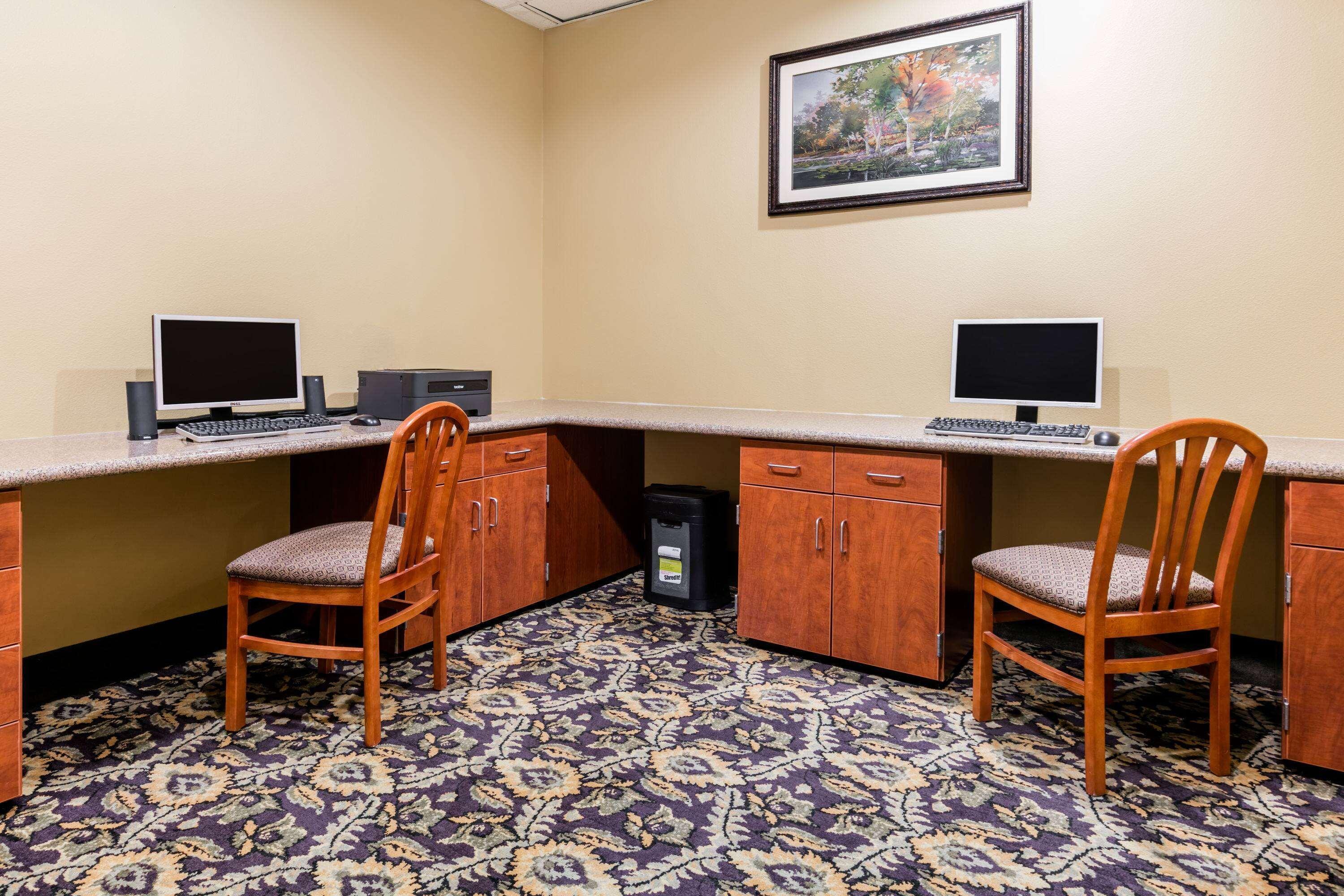 Centro de Negocios Days Inn by Wyndham Salado