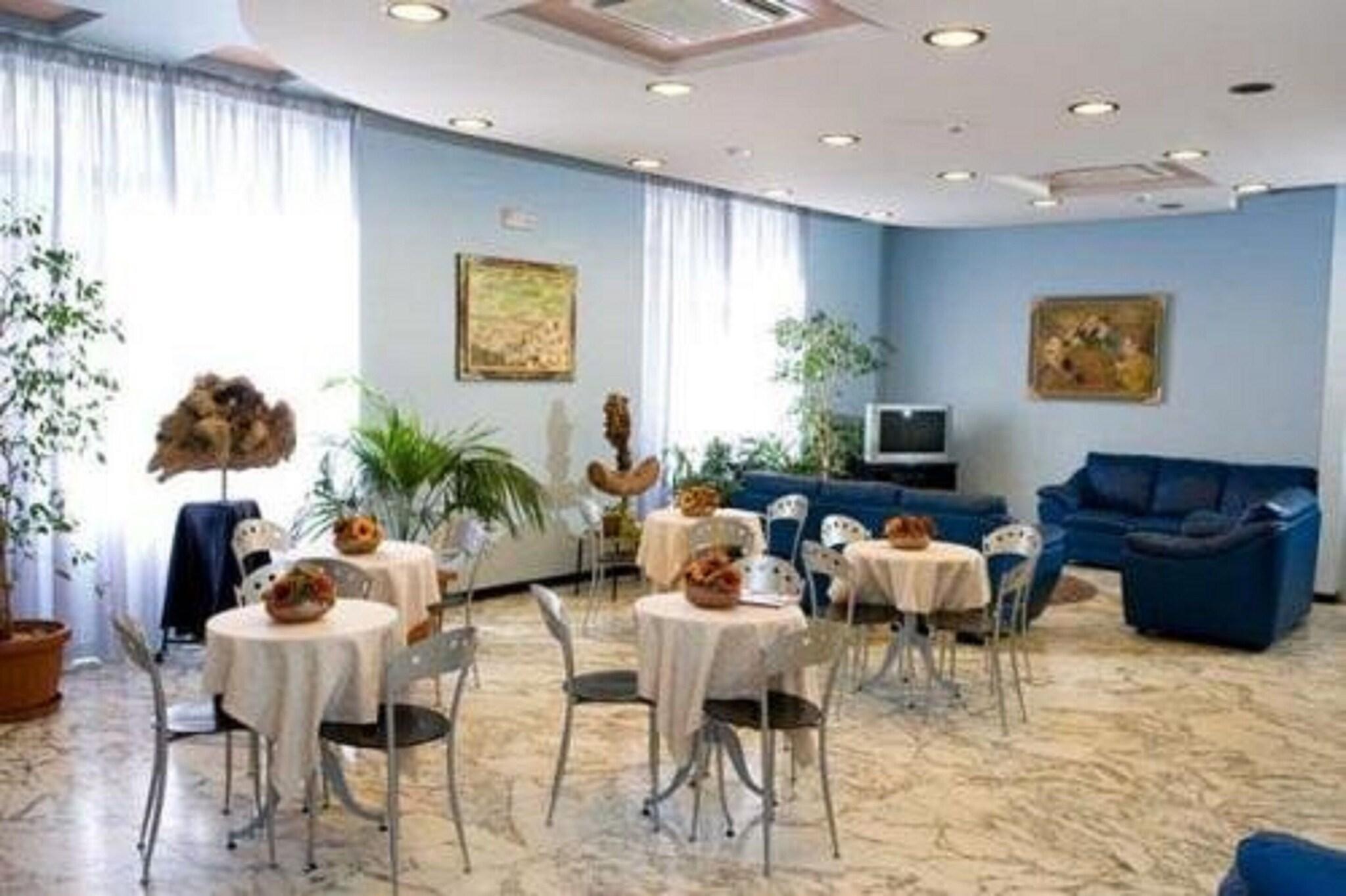 Bar/Salón Hotel Astoria