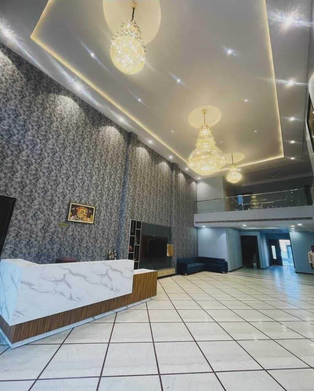 Vista Lobby Pink Mahal Hotel And Resort