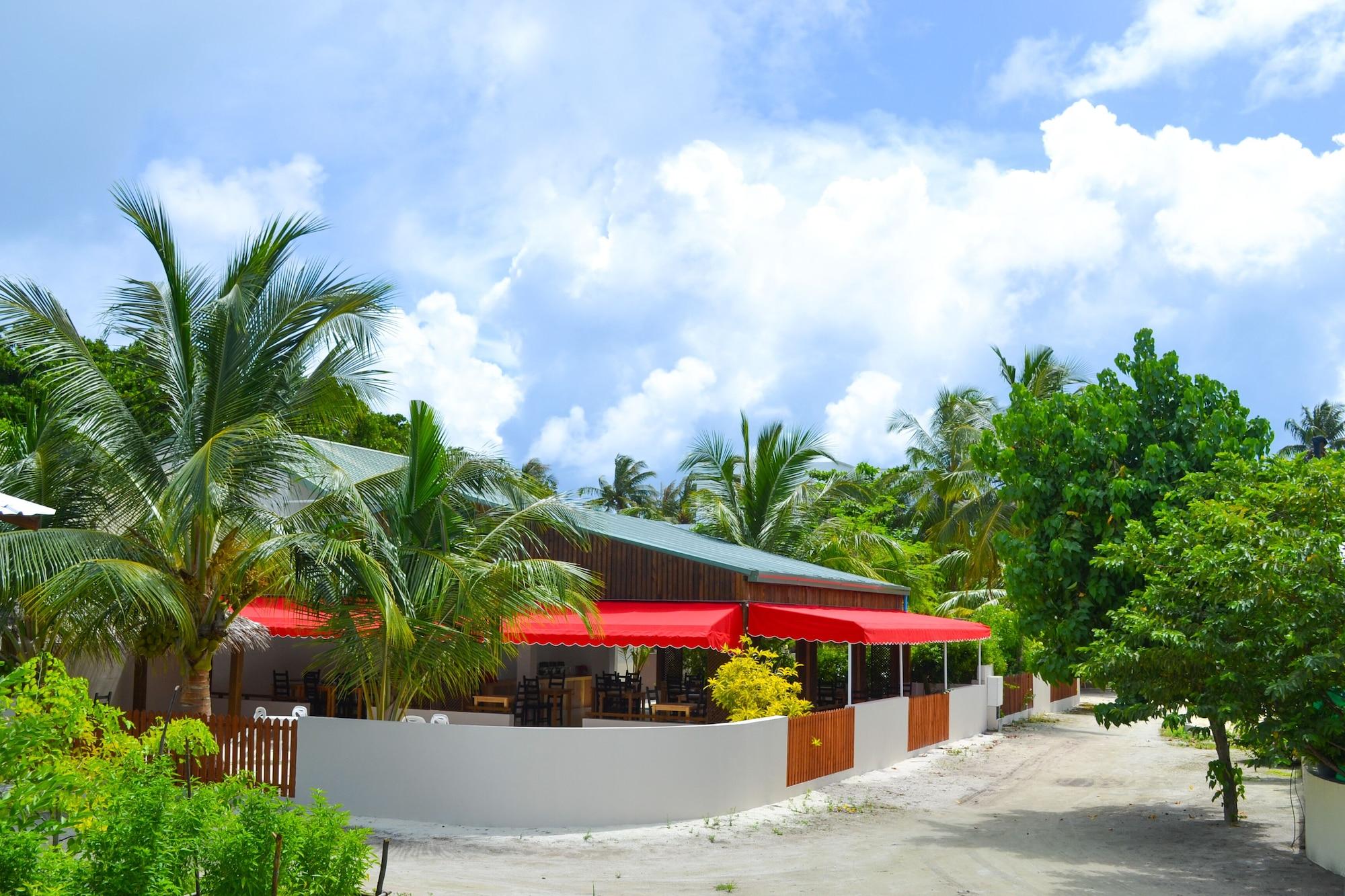 Restaurant TME Retreats Dhigurah