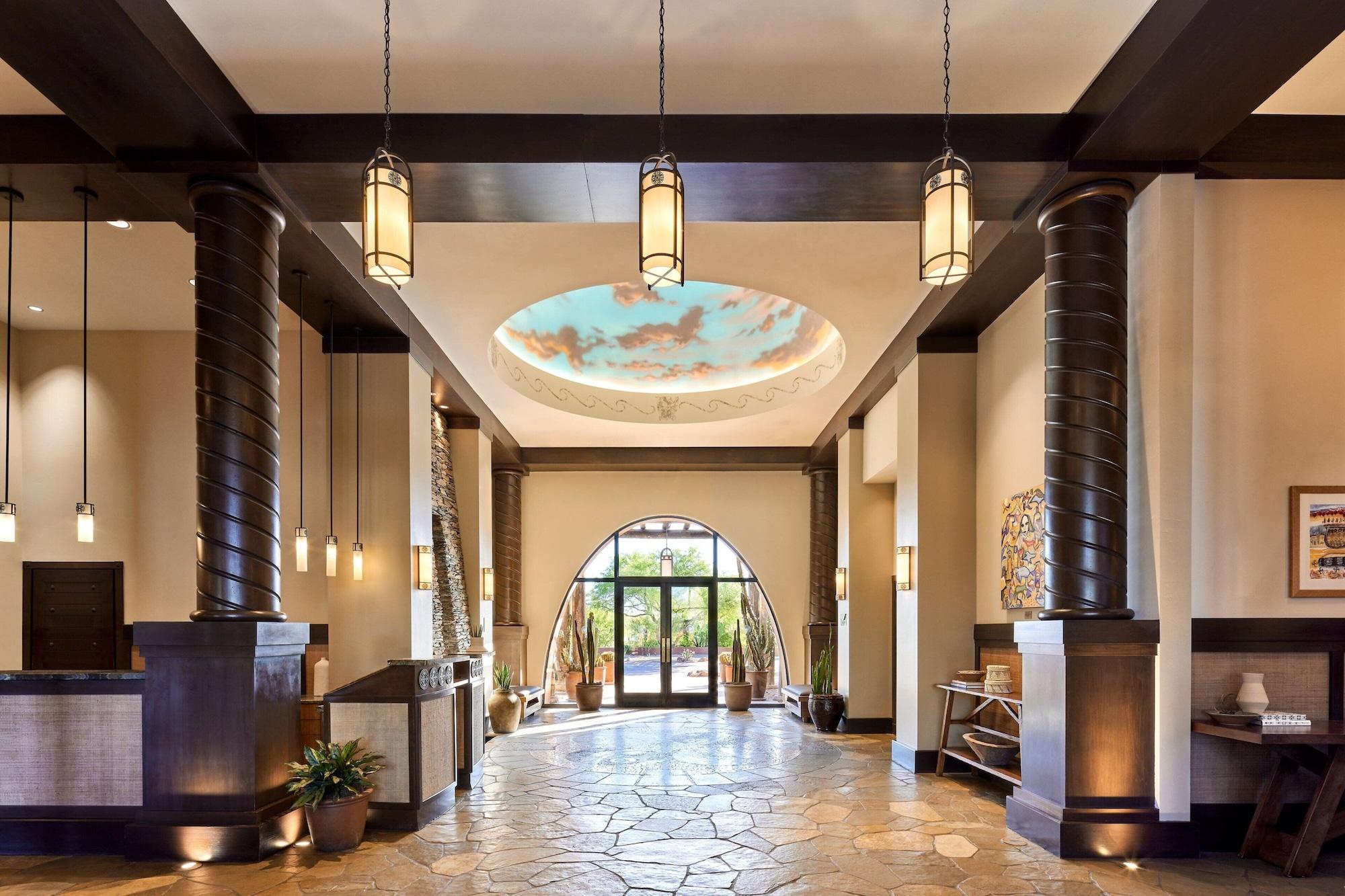 Vista Lobby Sheraton Grand at Wild Horse Pass