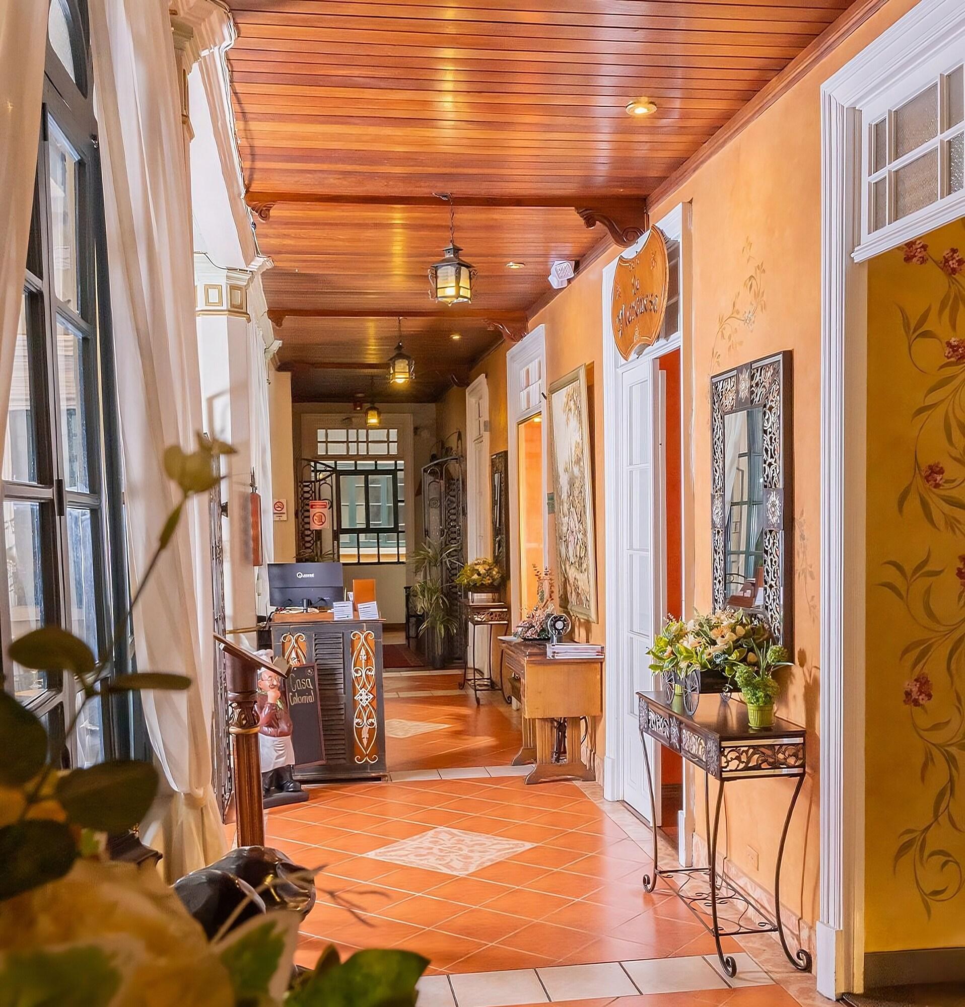 Vista Lobby Casa Colonial Quito