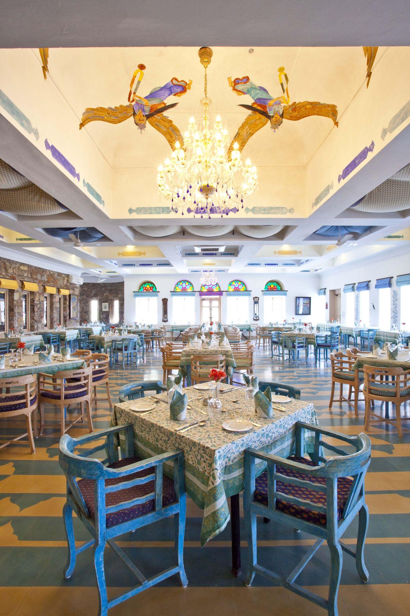 Restaurant Neemrana Fort-Palace