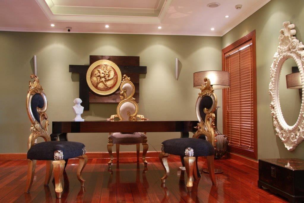 Bar/Salón Andromeda Suites and Apartments