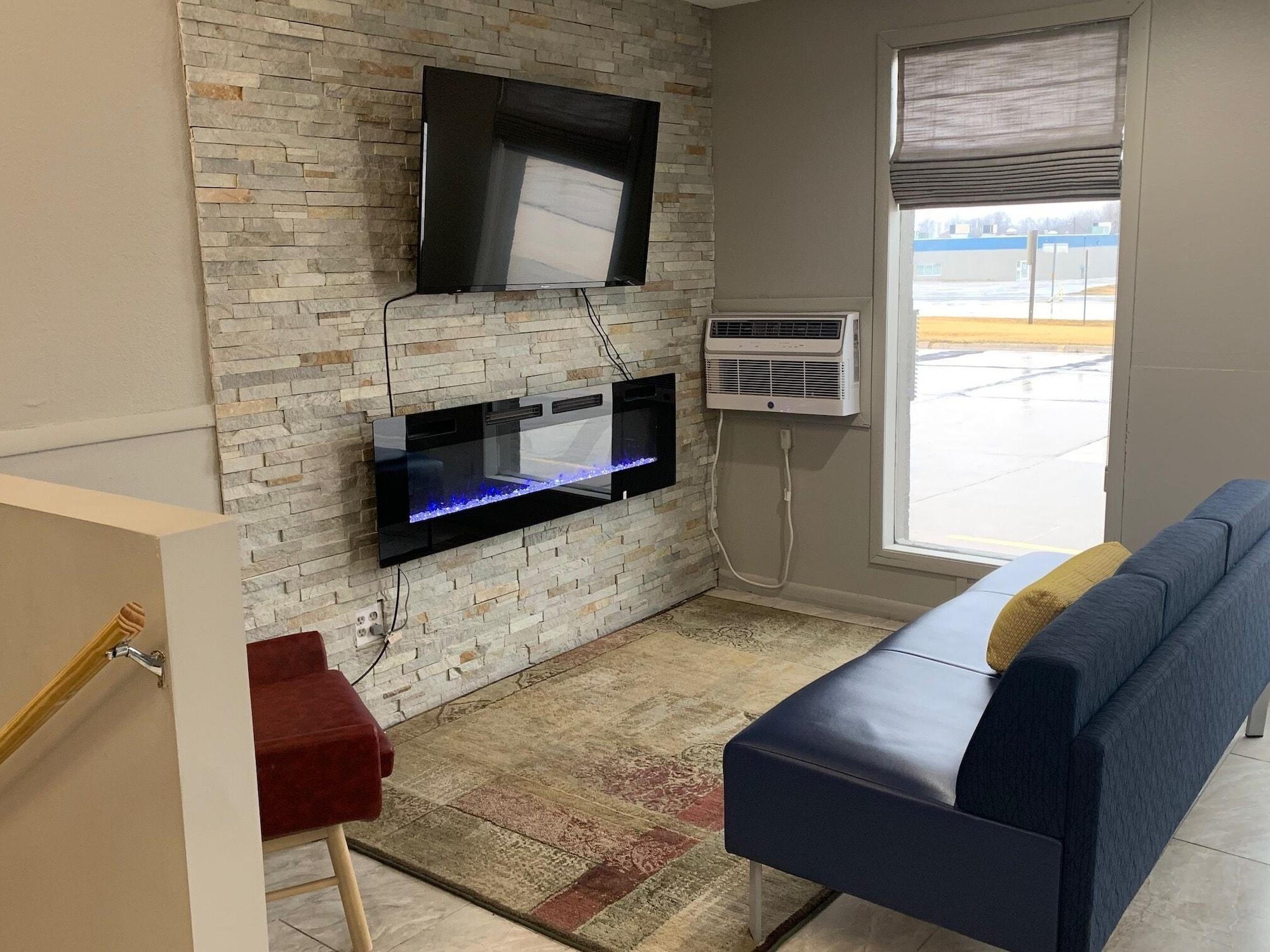 Varios Super 8 by Wyndham Kirksville-University Area
