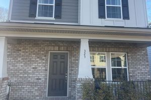 Alquiler Vacacional - Charming 3-bedroom house within walking distance to downtown Pineville