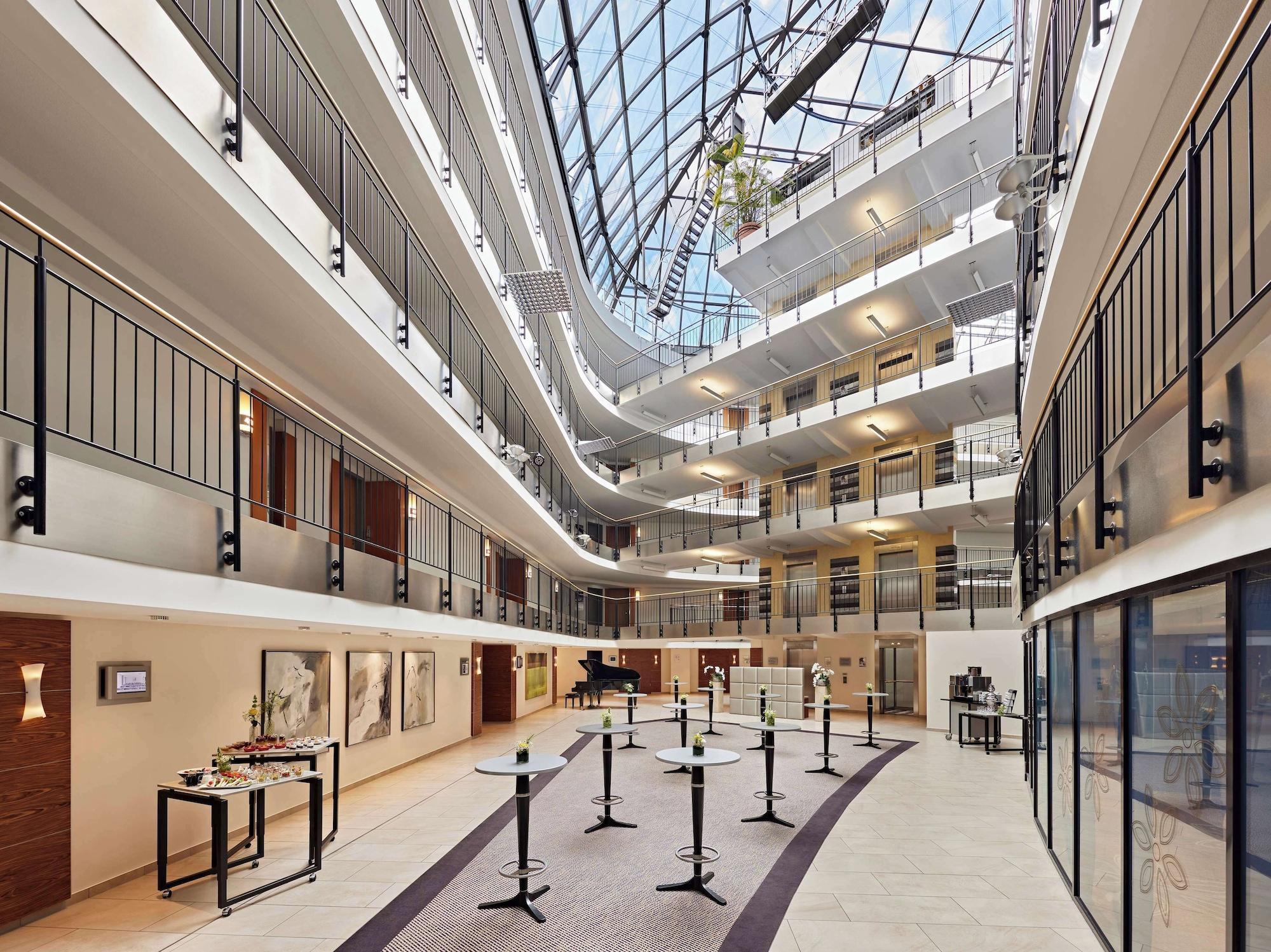 Vista Lobby Dorint Hotel Esplanade Jena