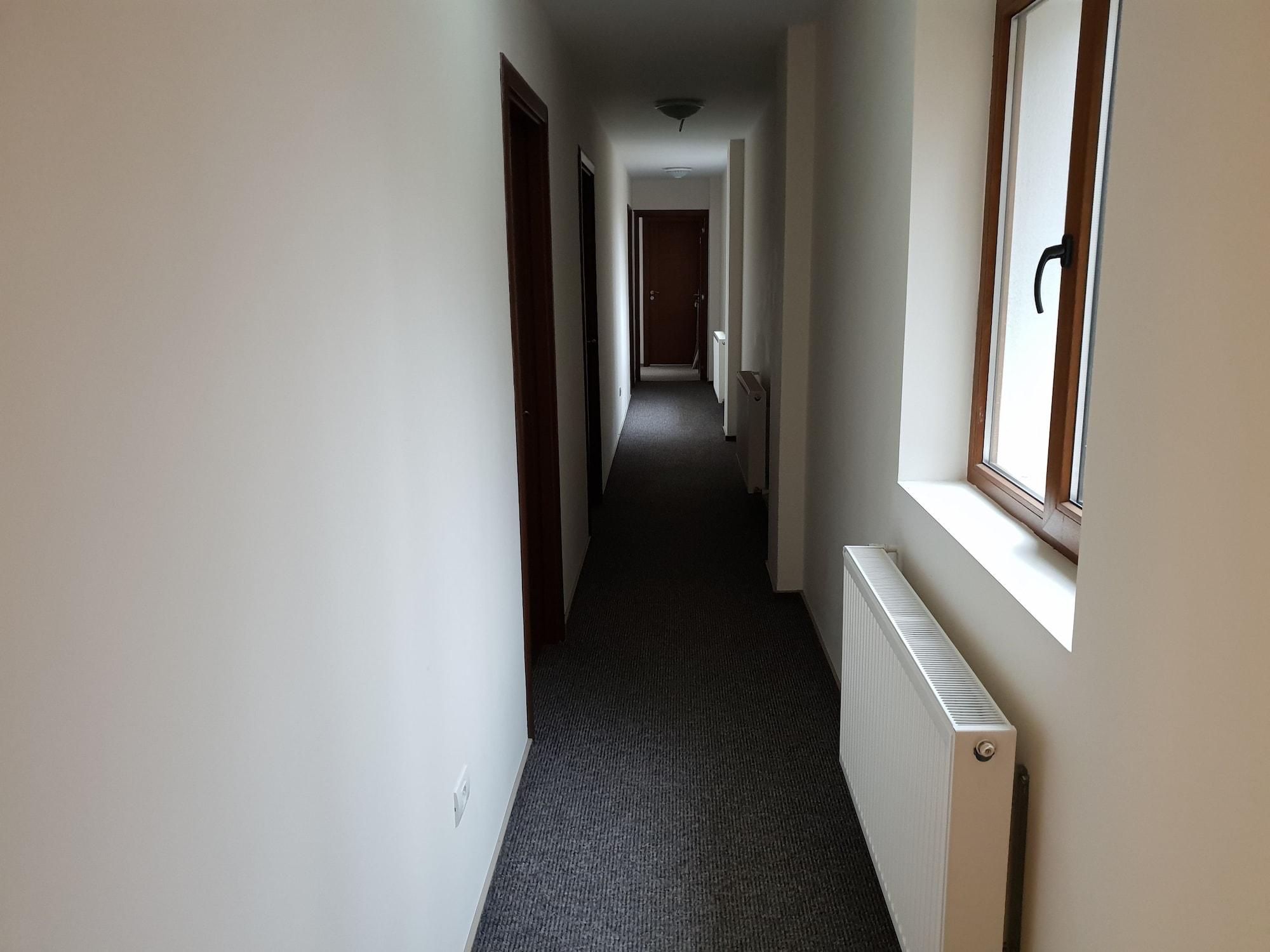 Varios Pensiunea Arido