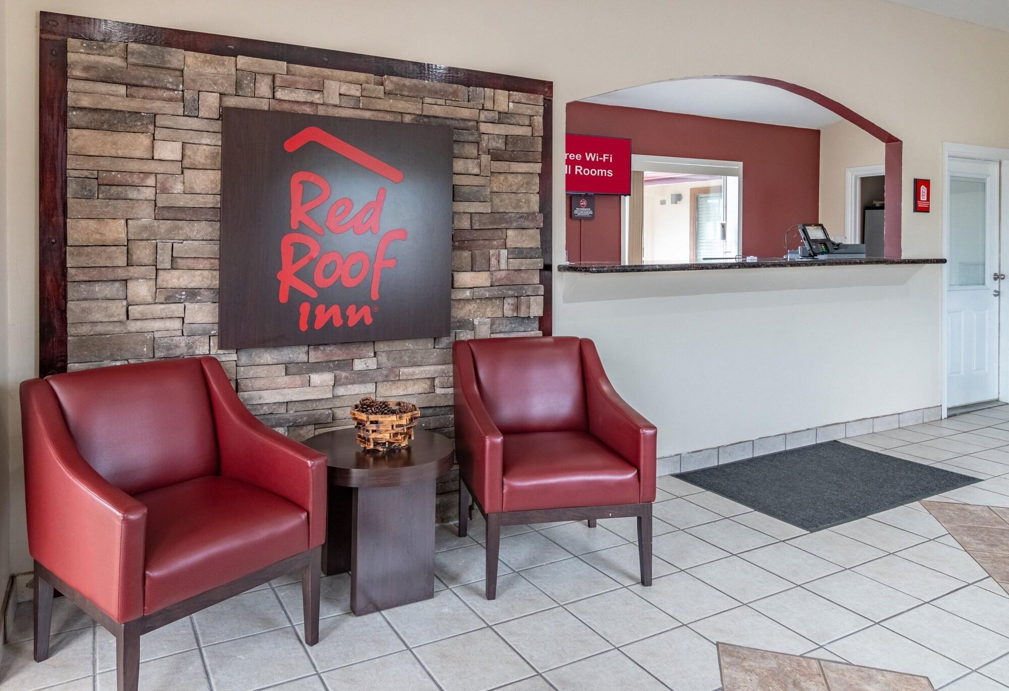 Vista Lobby Red Roof Inn Buffalo, TX