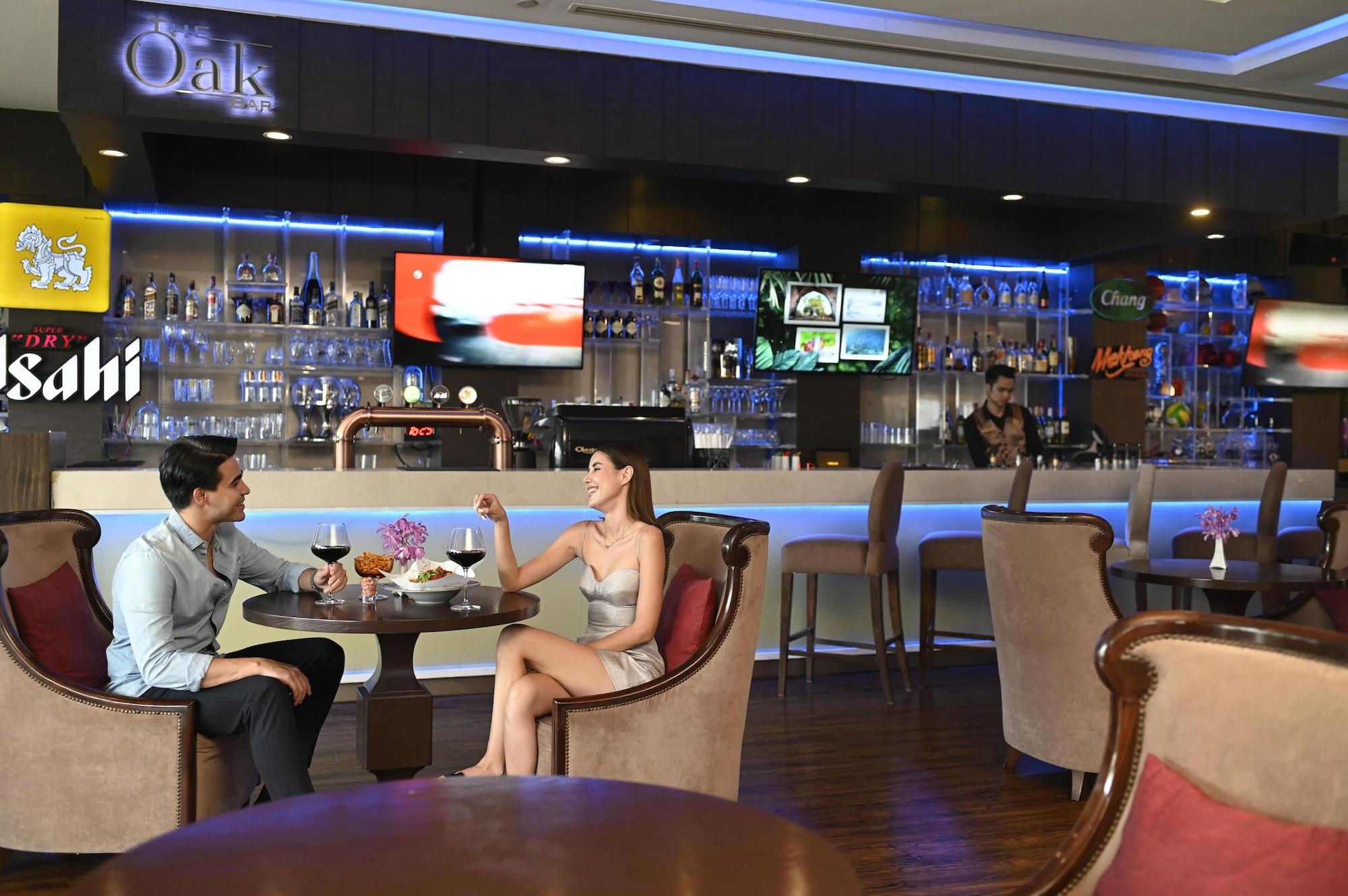 Restaurant The Berkeley Hotel Pratunam