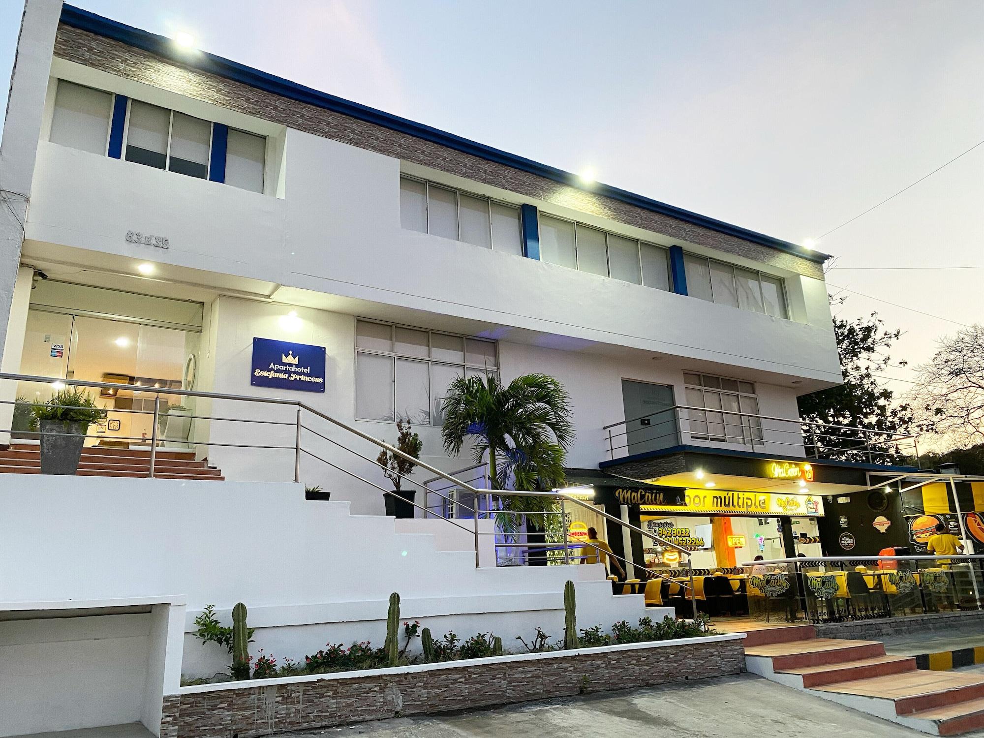 Vista Exterior Hotel Estefania Princess