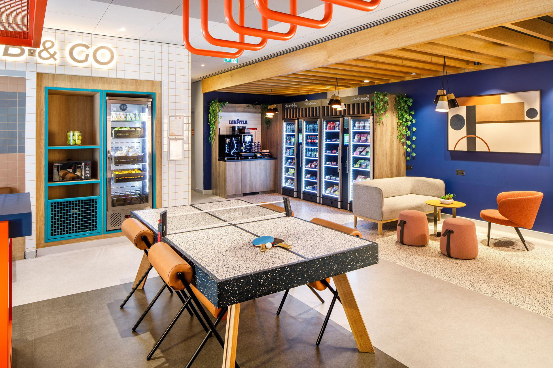 Vista Lobby ibis budget Manchester Airport