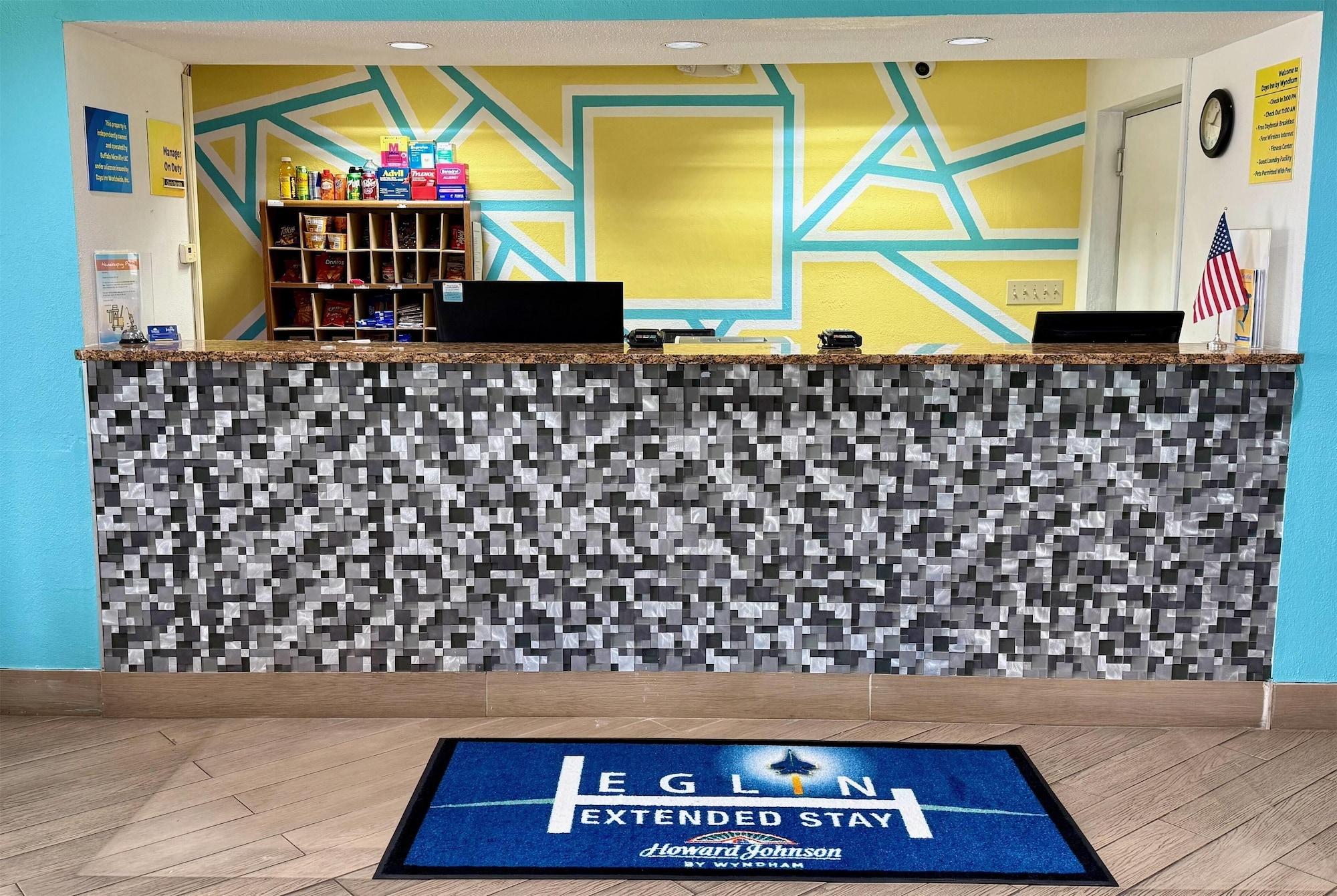 Vista Lobby Eglin Extended Stay Hotel, a Howard Johnson by Wyndham