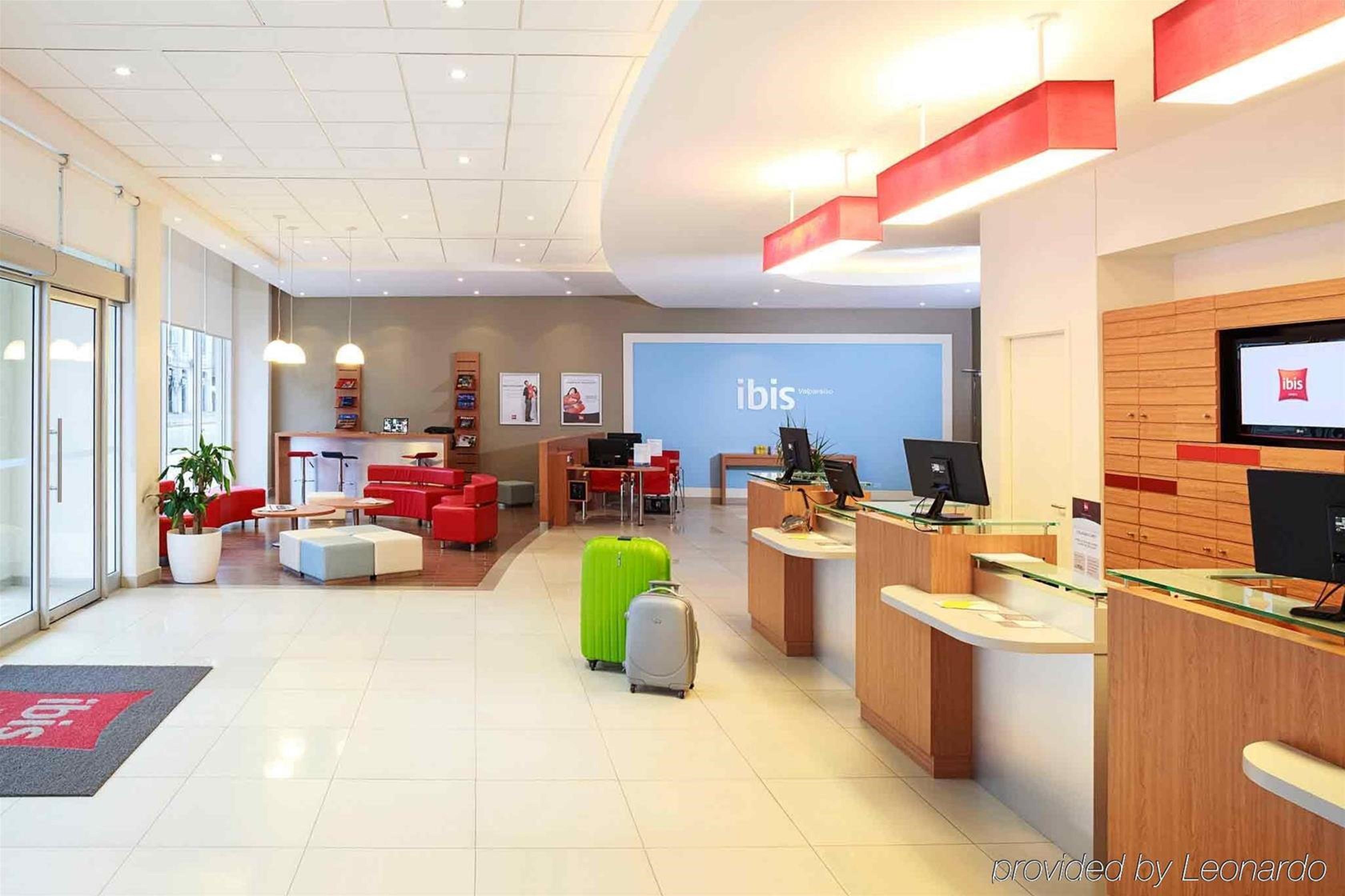 Vista Lobby Ibis Valparaiso