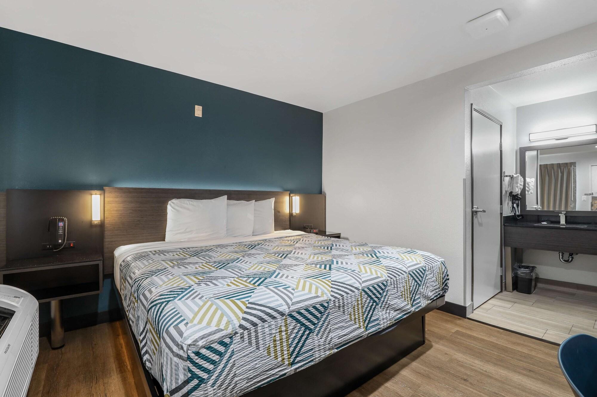 Habitación Studio 6 Suites Escondido, CA