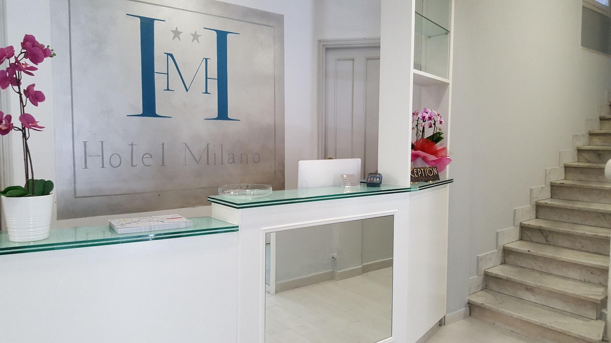 Vista Exterior Hotel Milano