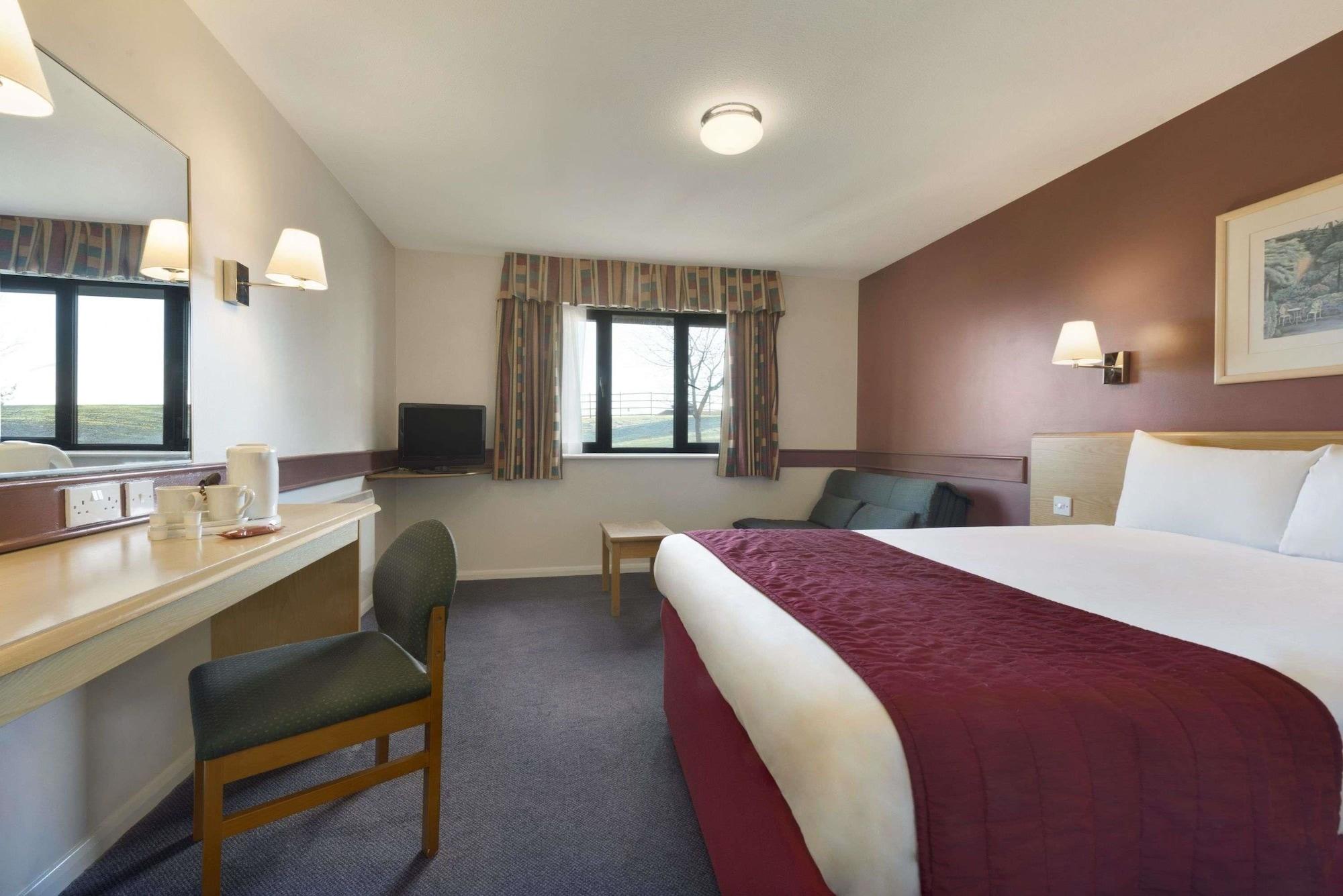 Habitación Days Inn by Wyndham Membury M4