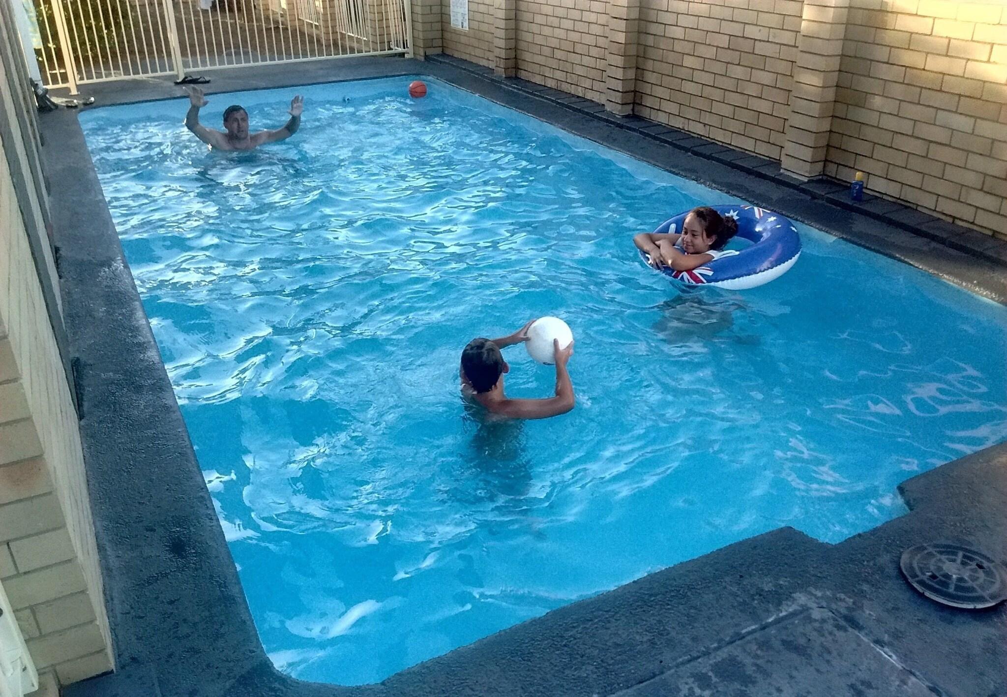 Vista Piscina Jackaroo Apartments