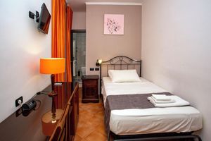 Alojamiento - Hotel Neapolis