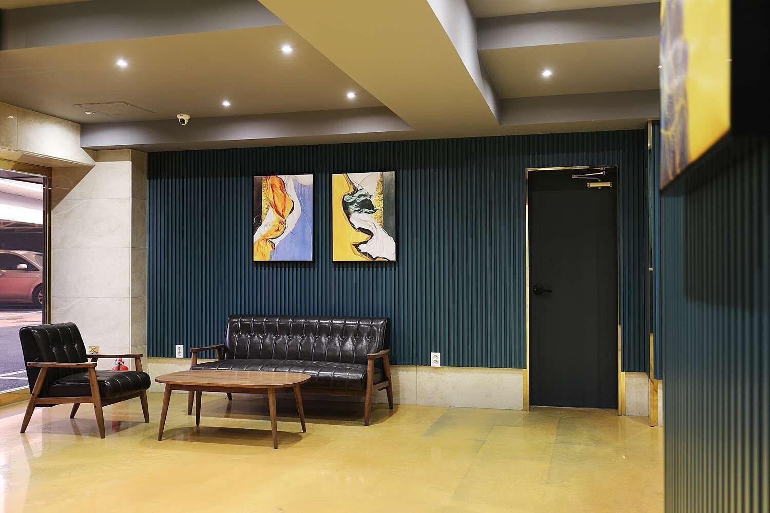 Vista Lobby Mariposa Hotel Songtan