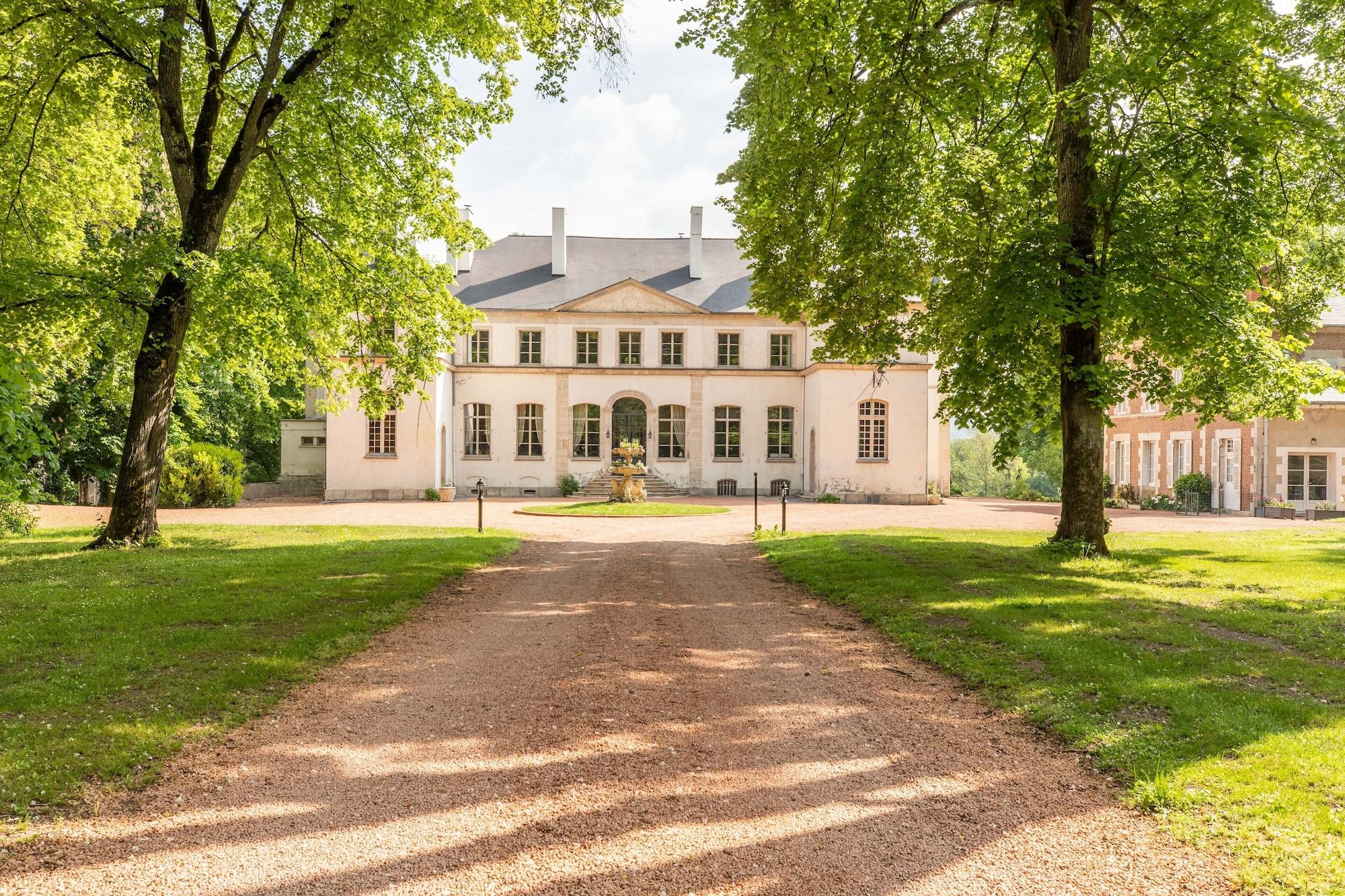 Varios Chambres D'hôtes Vichy : Château de Charmeil