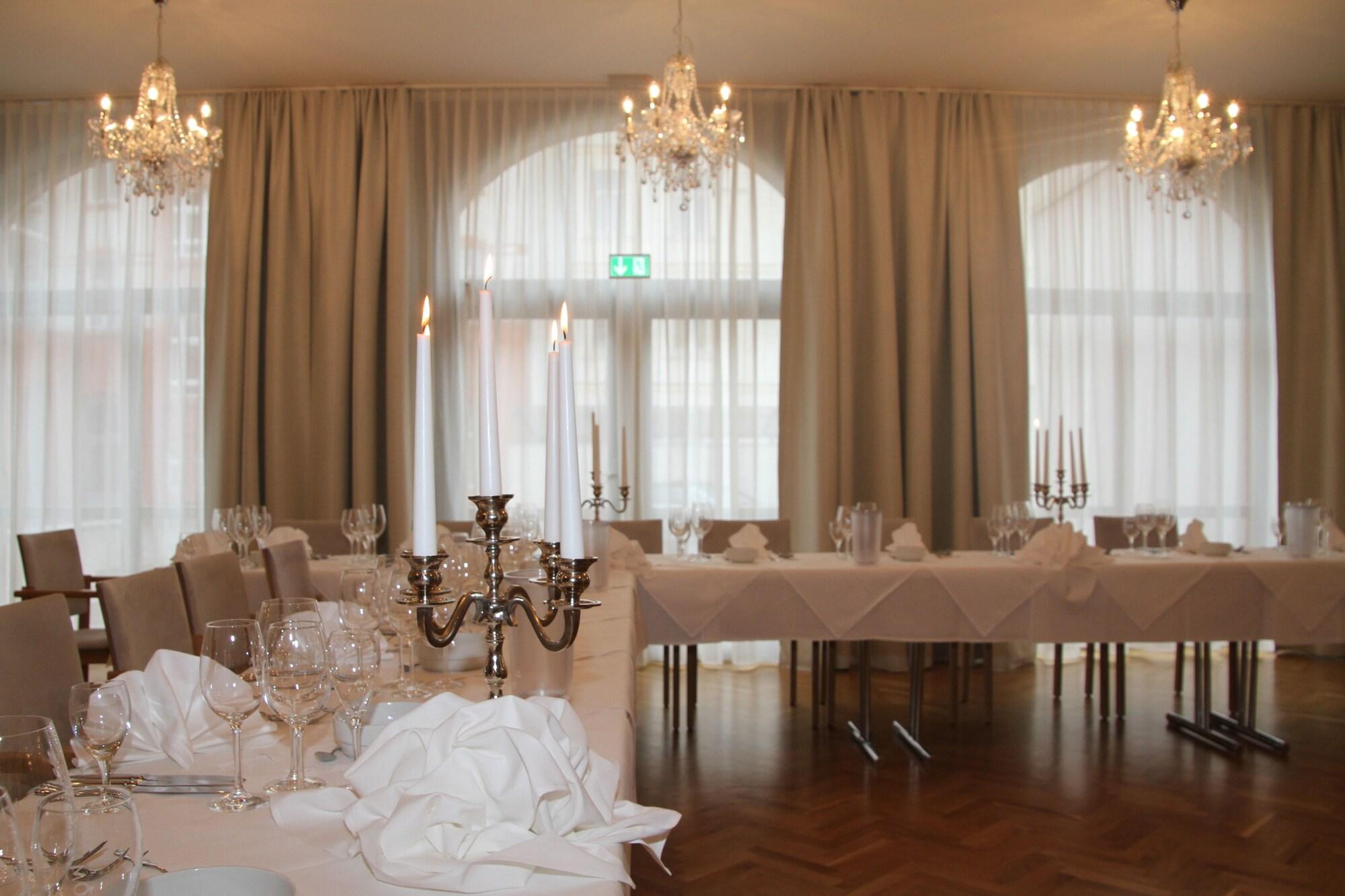 Salón de Baile Hotel am Molkenmarkt