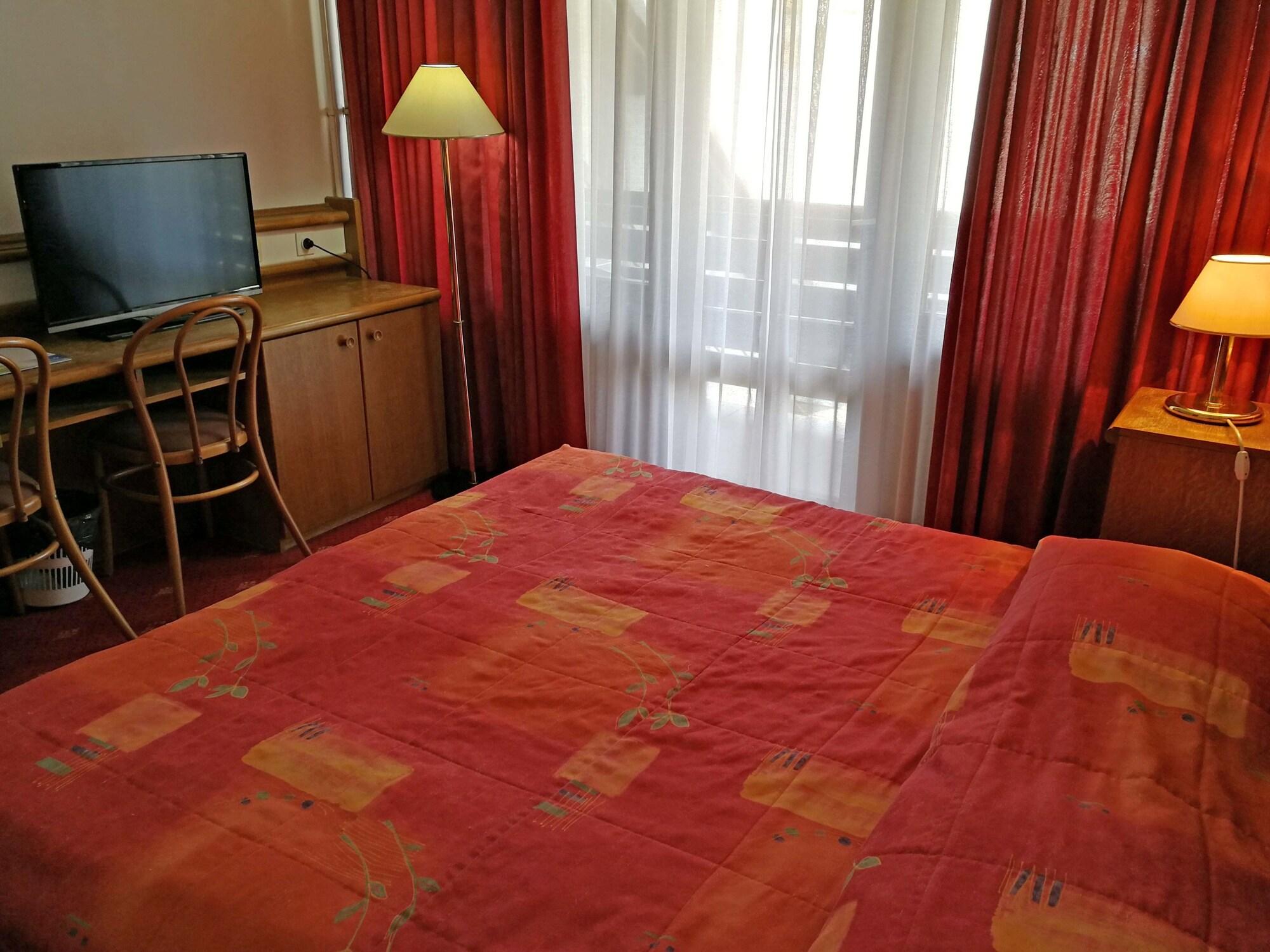 Equipamiento de Habitación Hotel Cerkno