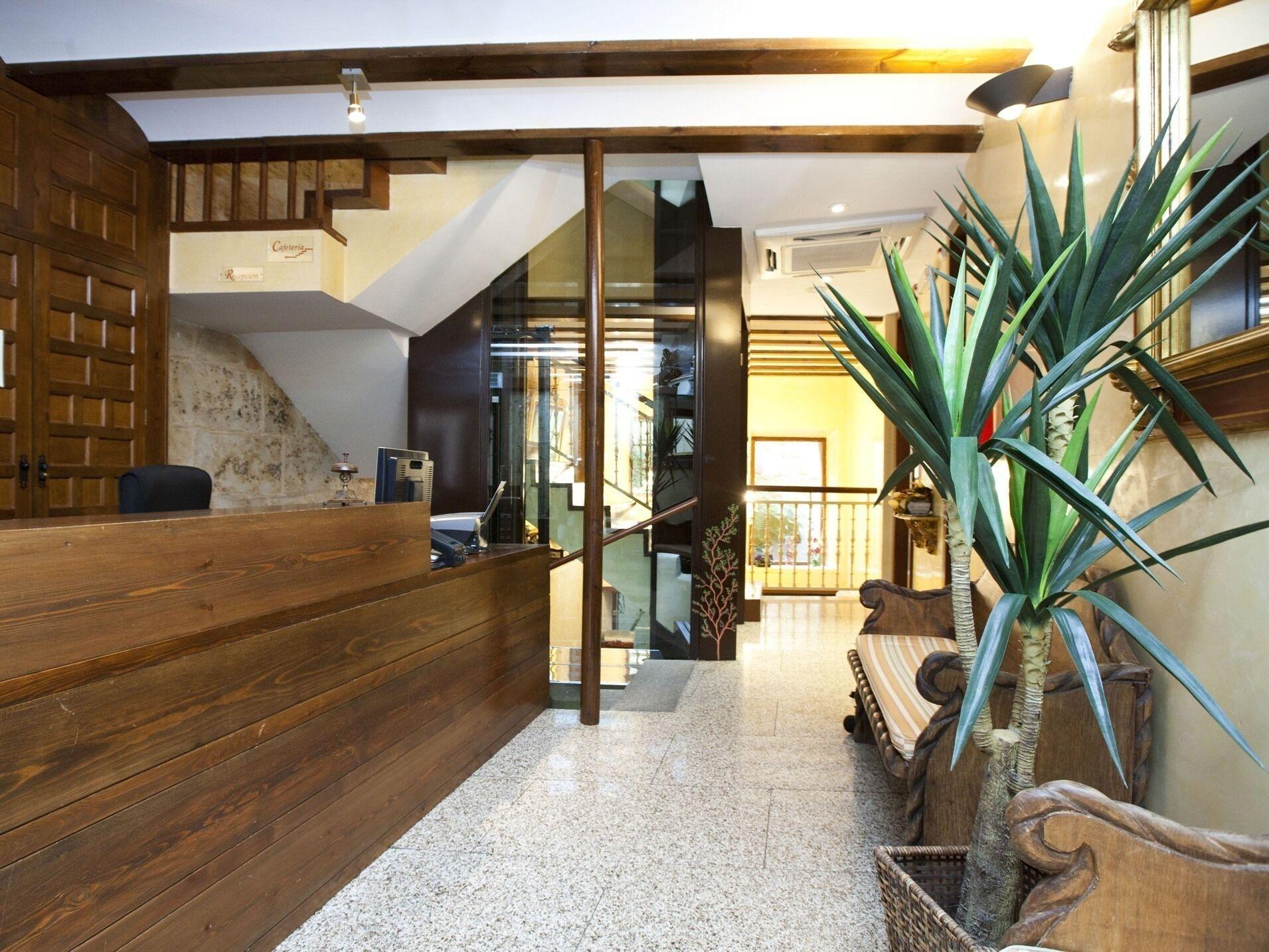 Vista Lobby Microtel Placentinos