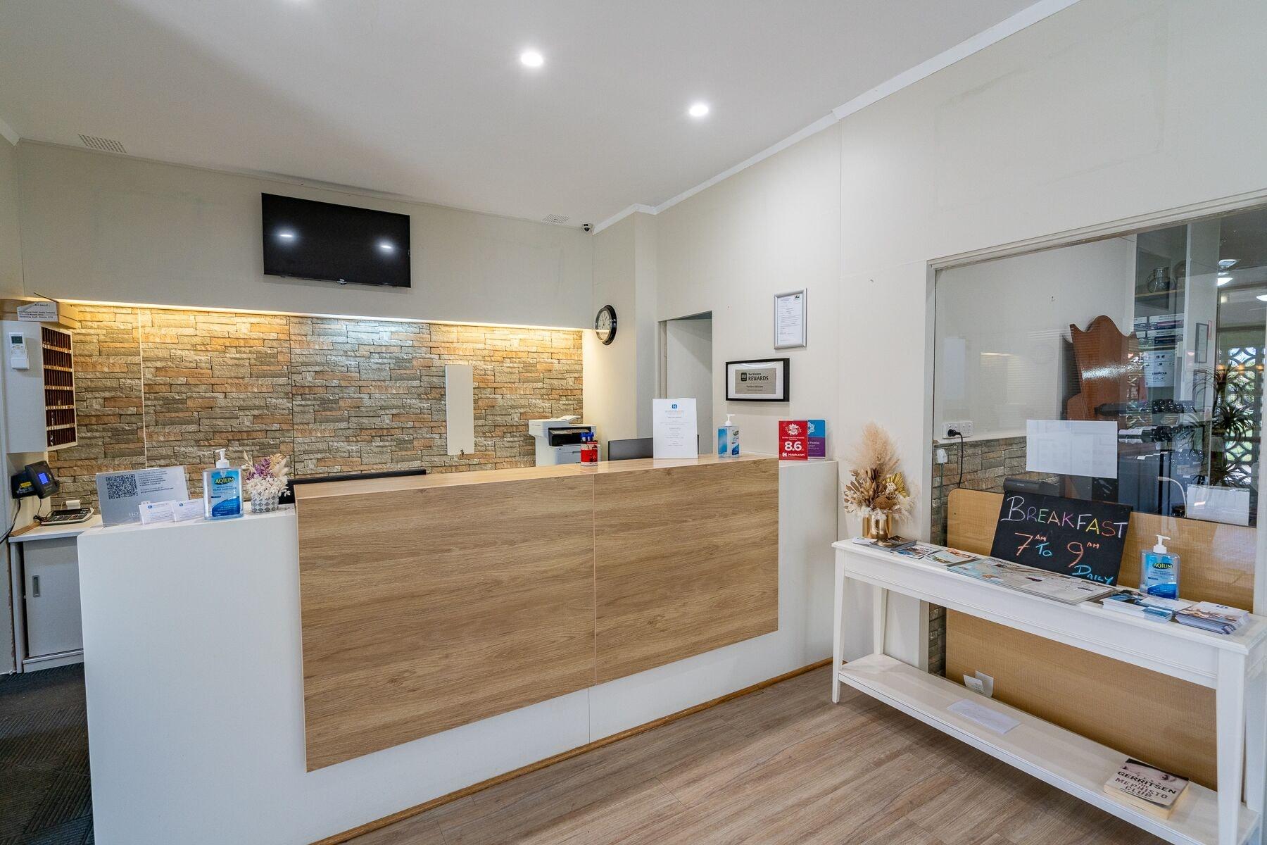 Vista Lobby Hospitality Carnarvon, SureStay Collection by Best Western