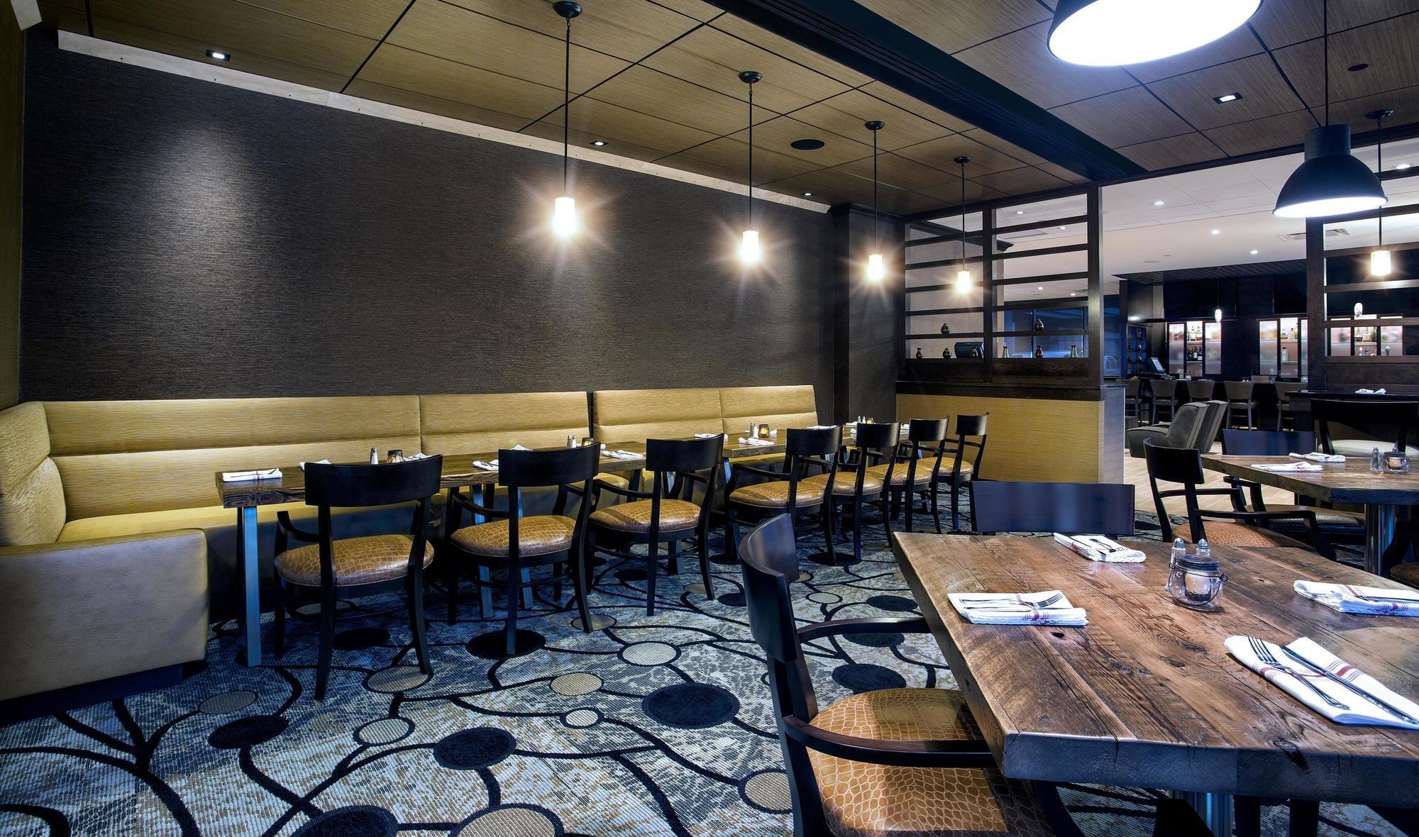 Restaurant DoubleTree by Hilton Hotel & Suites Jersey City