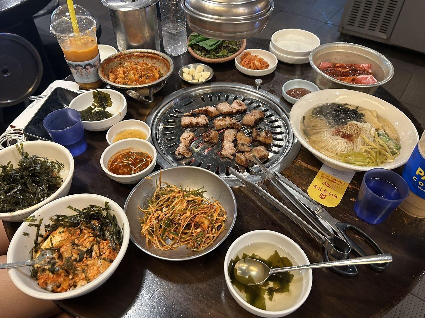 Vista Exterior OPPA Hostel Sinchon-Hongdae