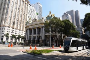 Actividad - Recorrido a pie por el Río histórico