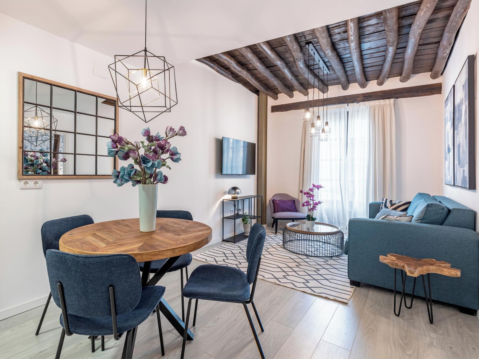 Comodidades del Alojamiento Apartamentos Puerta Elvira Suites 3000