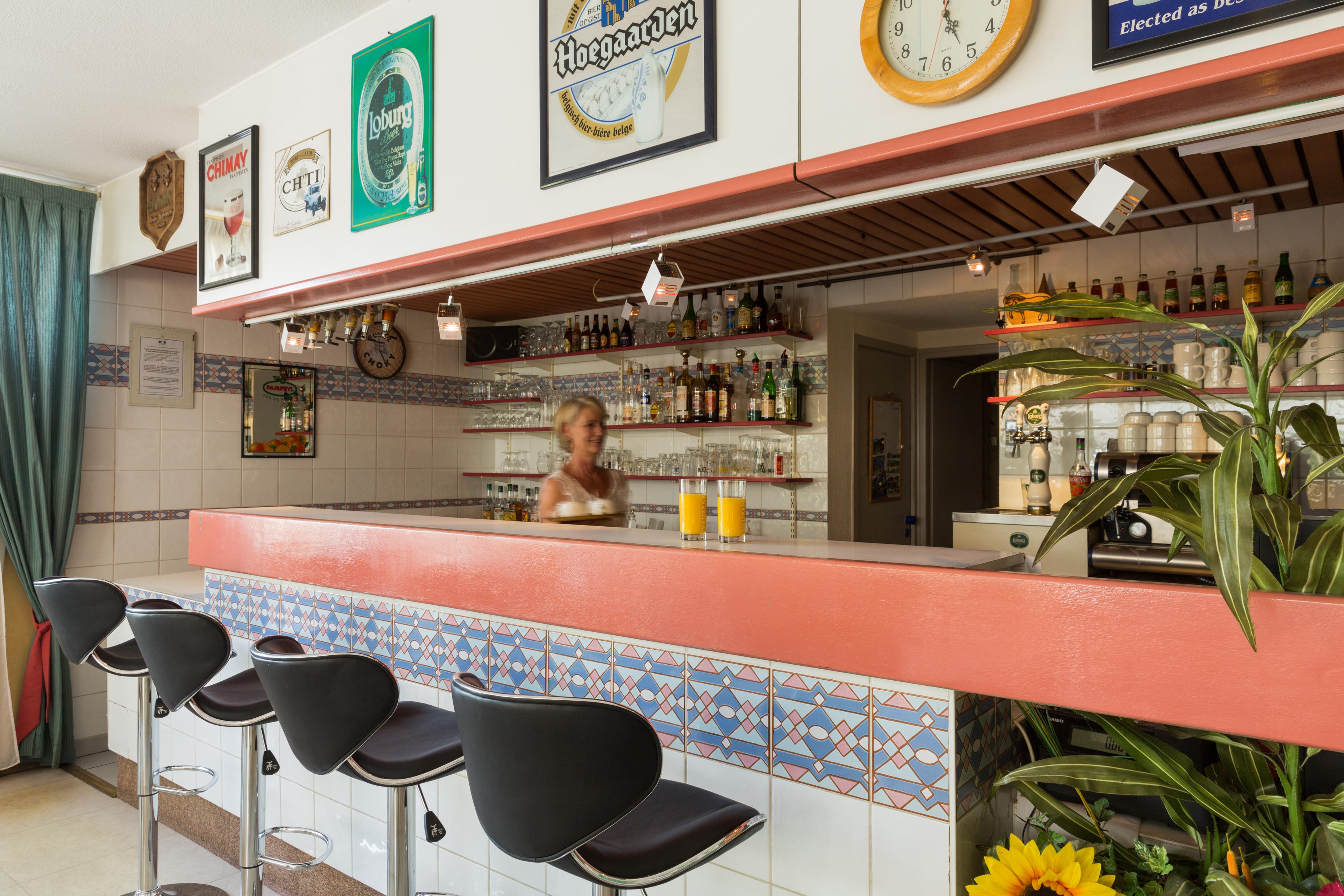 Bar/Salón Sure Hotel by Best Western Dole