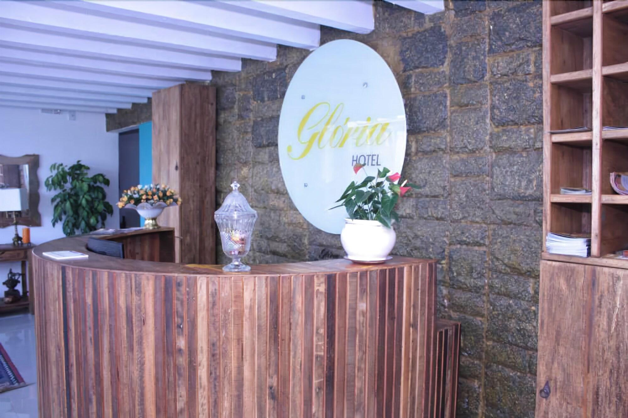 Vista Lobby Gloria Hotel