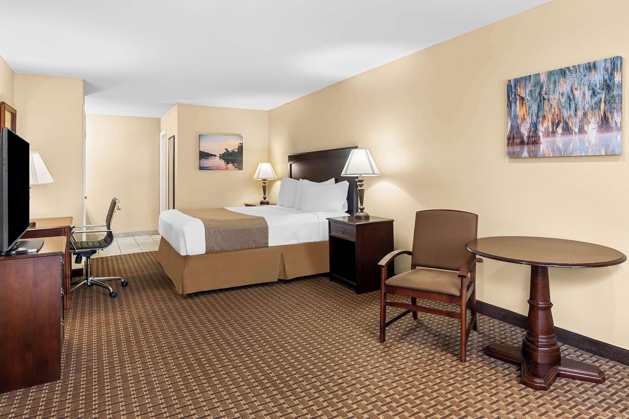 Habitación Best Western Forest Inn