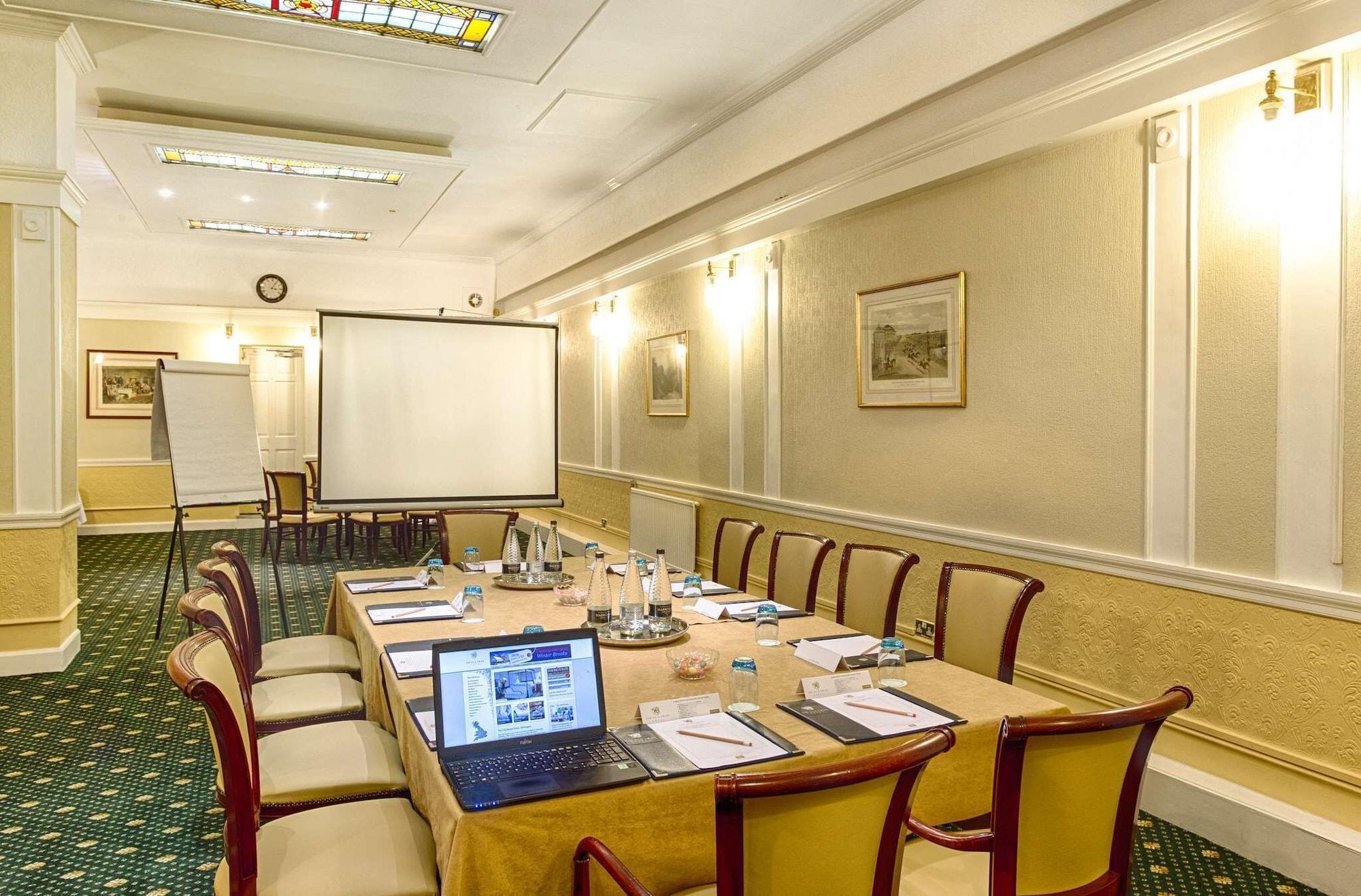 Sala de Reuniones Classic Lodges The Old Swan Hotel