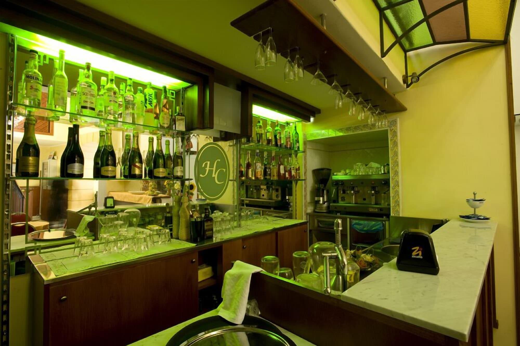 Bar/Salón Hotel Columbia