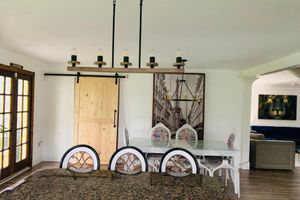 Alquiler Vacacional - Acadian Style home with a touch of modern farm house