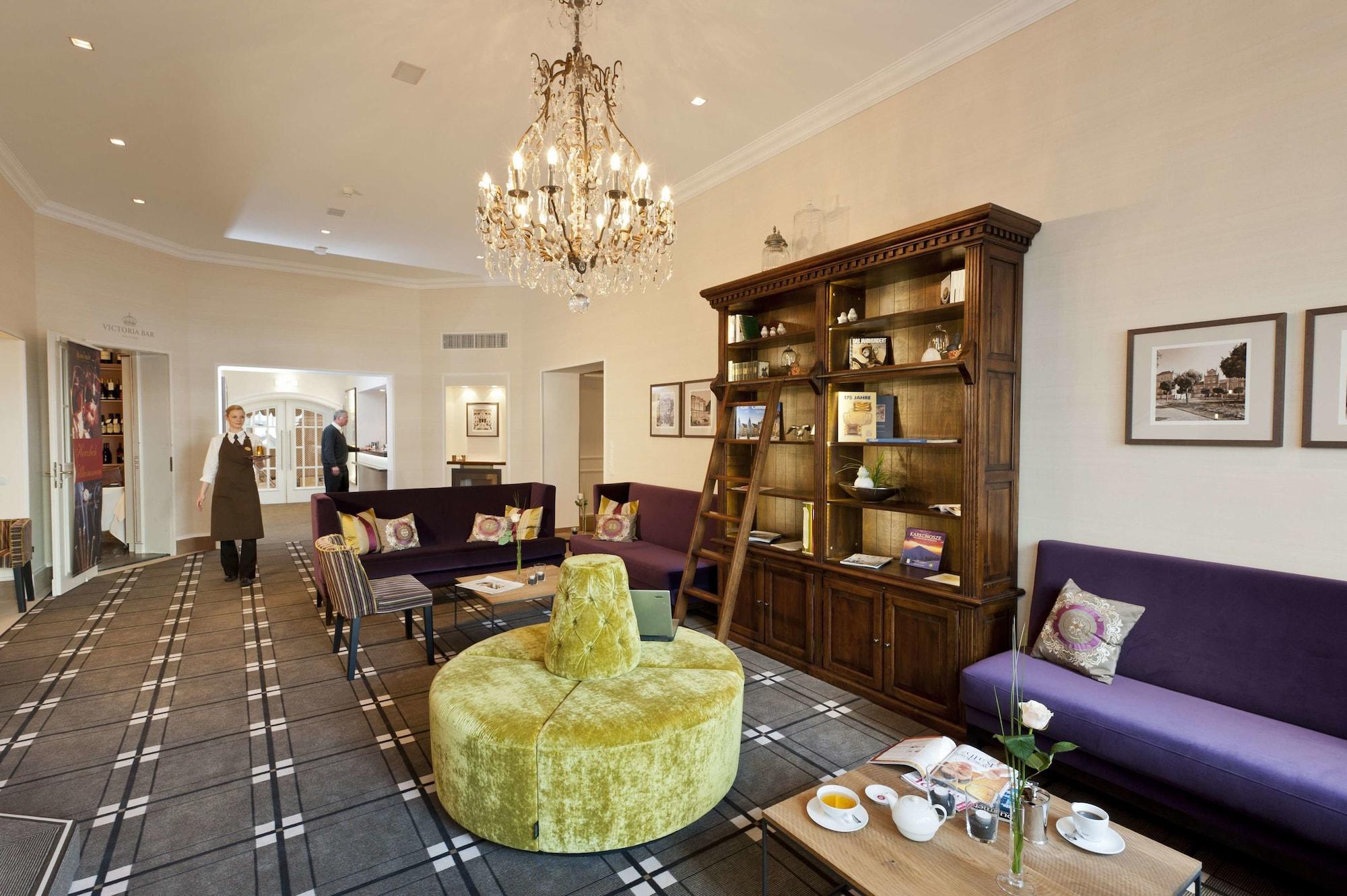 Vista Lobby DORMERO Hotel Coburg