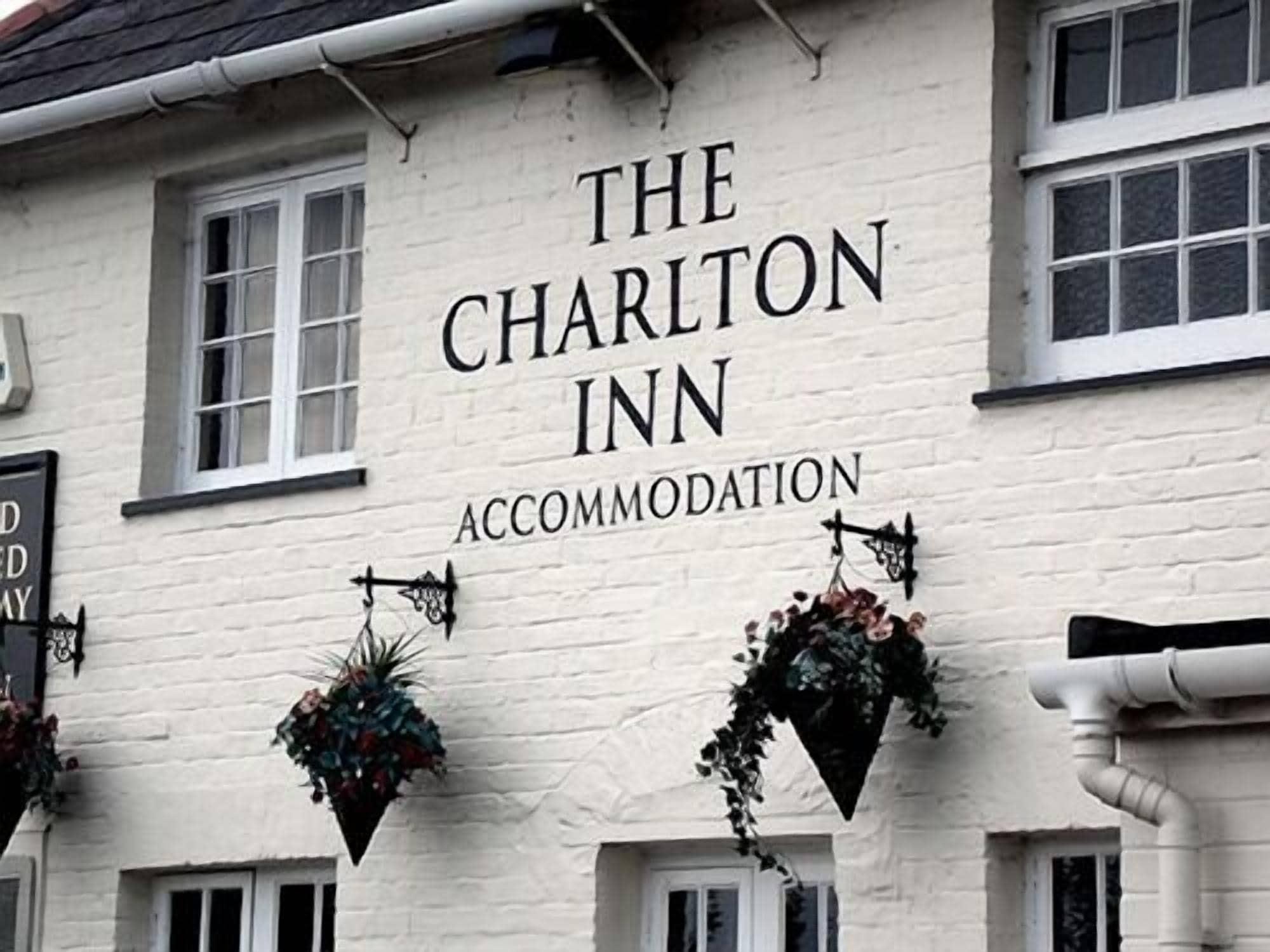 Varios The Charlton Inn