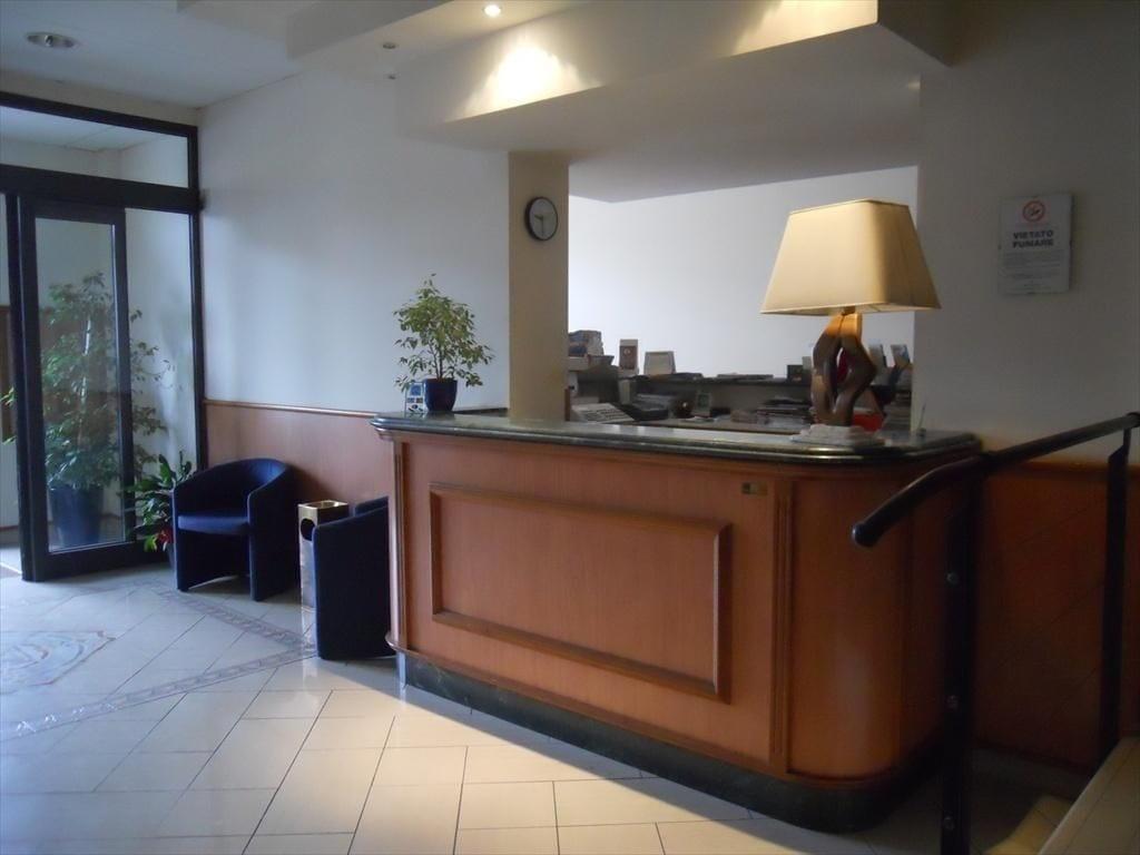 Vista Lobby Hotel Italia