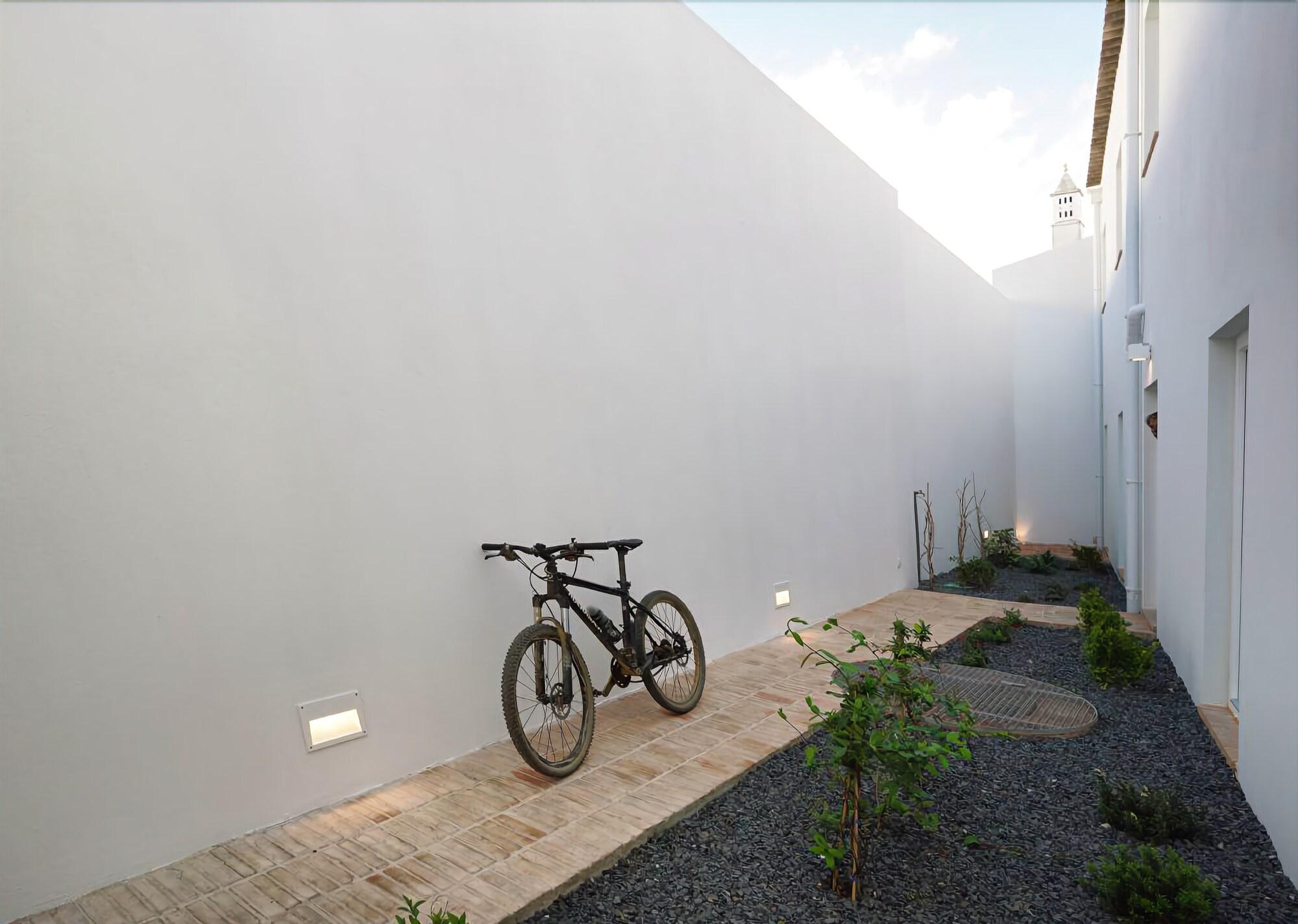 Vista Exterior Alte Tradition Guest House