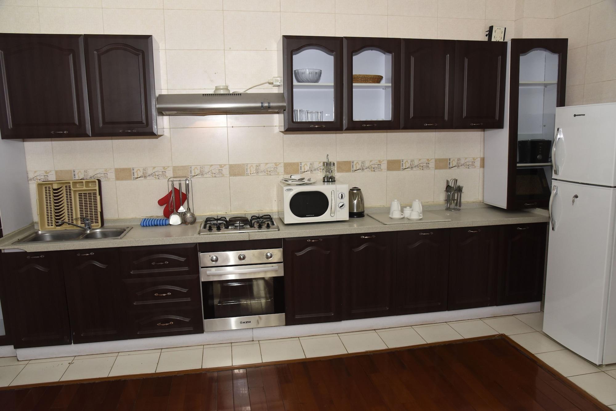 Equipamiento de Habitación Diplomat Luxury Furnished Apartments