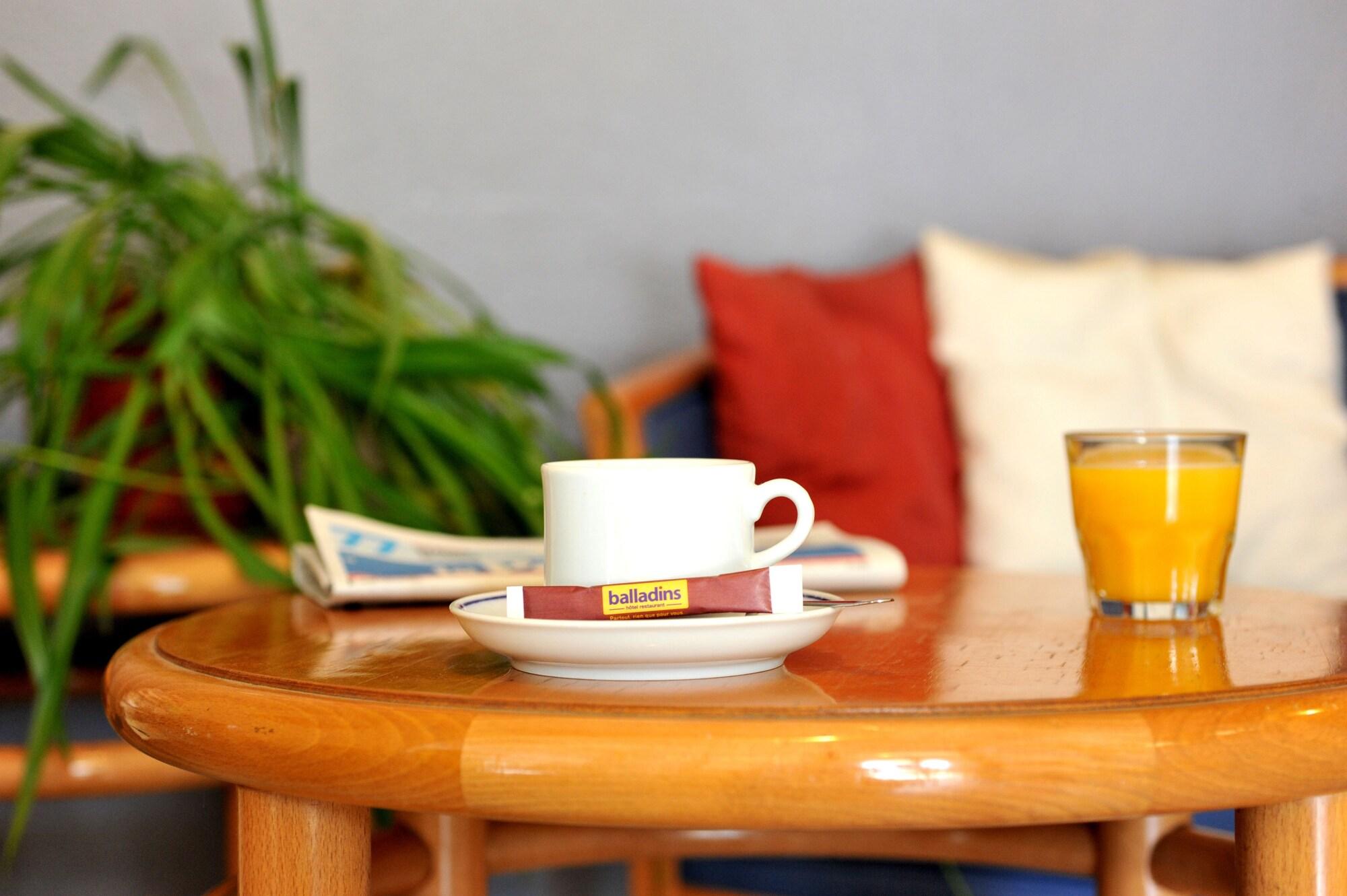 Vista Lobby Hotel & Residence Moissy